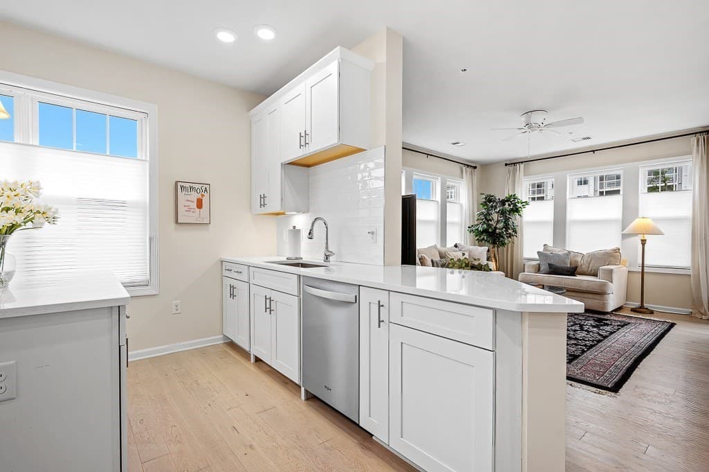 Condominium at 3 Peters Farm Way # 107, Westborough MA 01581, Westborough, photo 7 of 42