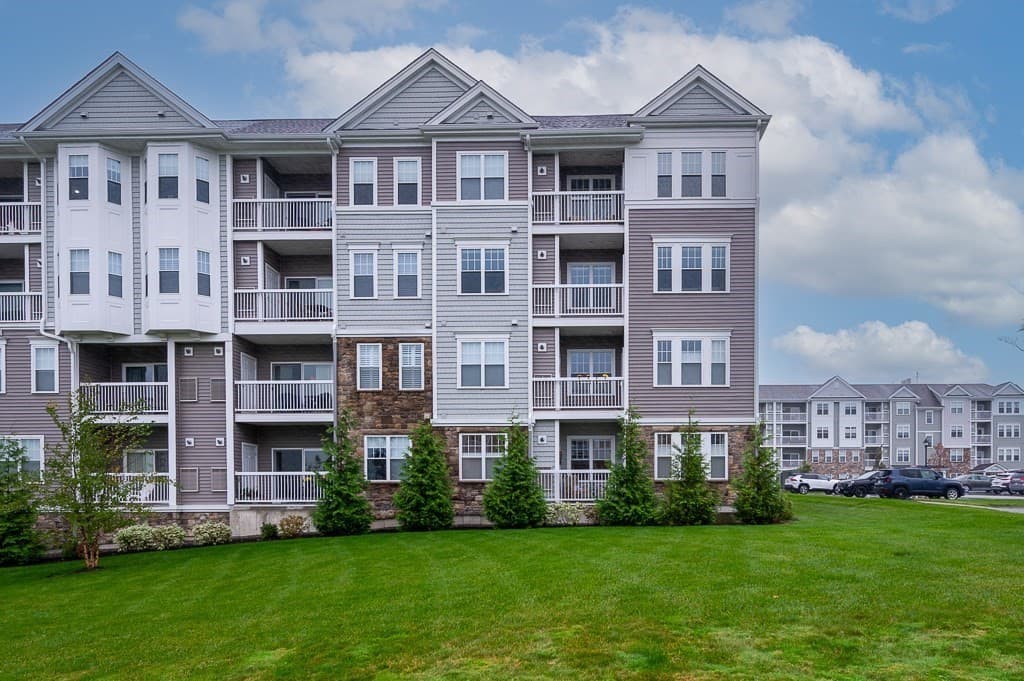 Condominium at 3 Peters Farm Way # 107, Westborough MA 01581, Westborough, photo 25 of 42