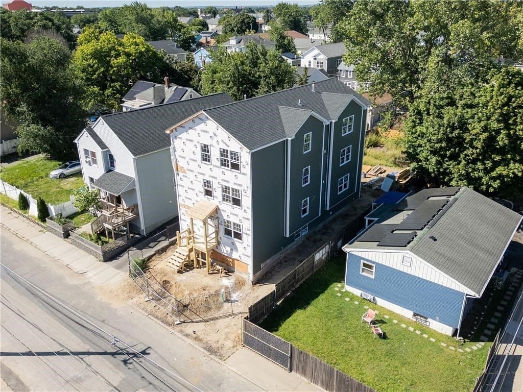 4 Family at 141 Ocean St, Providence RI 02905, Providence, photo 4 of 20