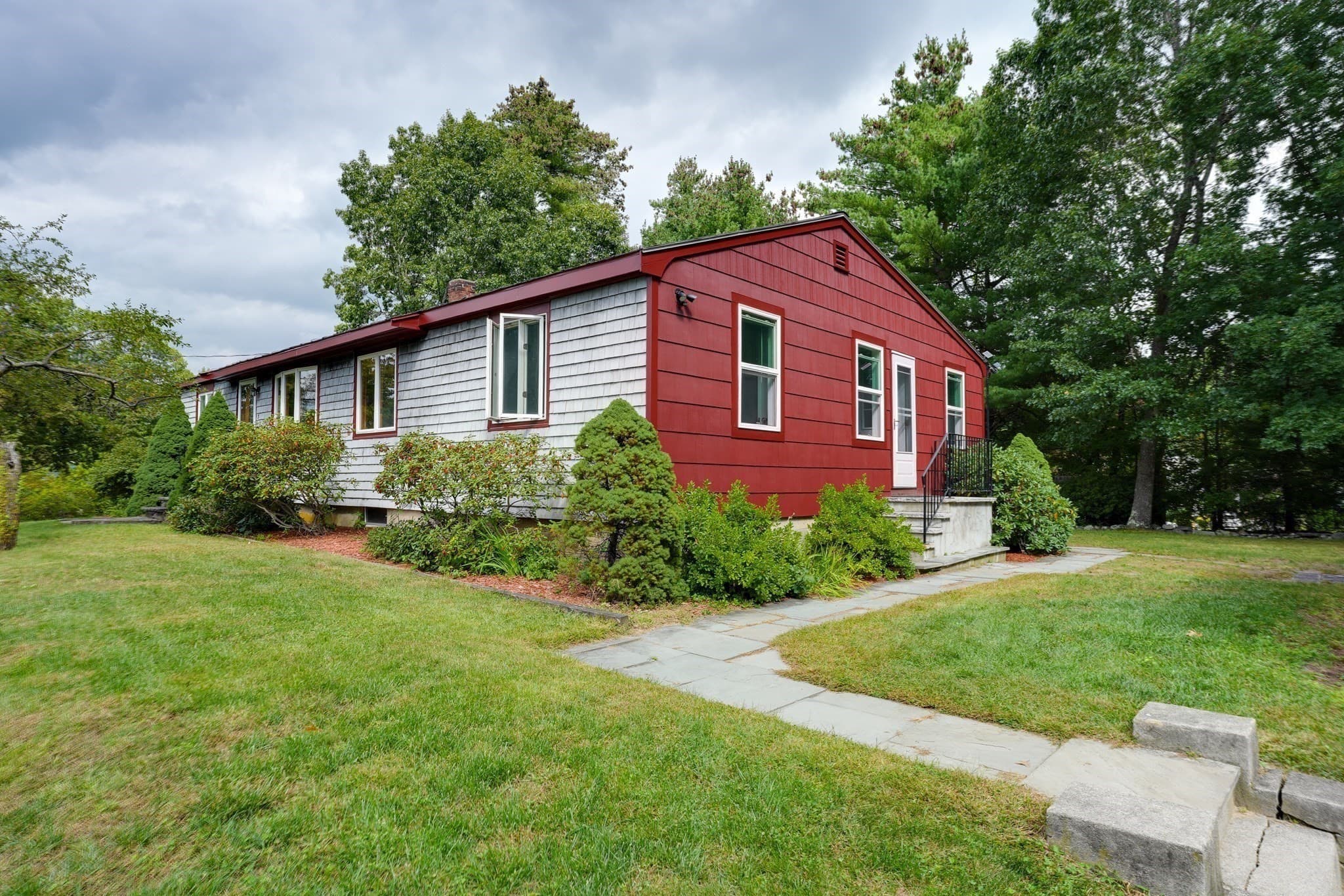 Single Family Residence at 3 Old Colony Rd, Burlington MA 01803, Burlington, photo 9 of 25