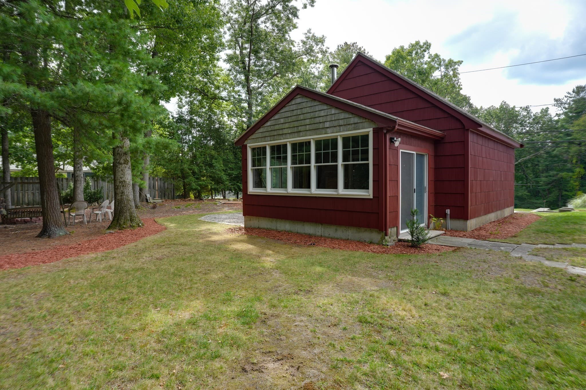 Single Family Residence at 3 Old Colony Rd, Burlington MA 01803, Burlington, photo 10 of 25