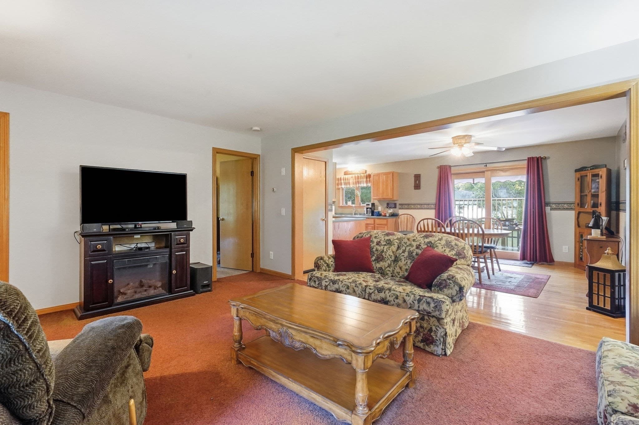 Single Family Residence at 7 Thompson Street, Palmer MA 01069, Palmer, photo 9 of 42