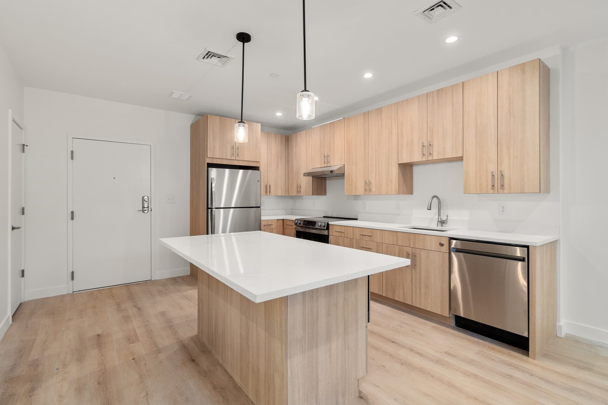 Condominium at 1151 Walnut # 407, Newton MA 02461, Newton, photo 12 of 28