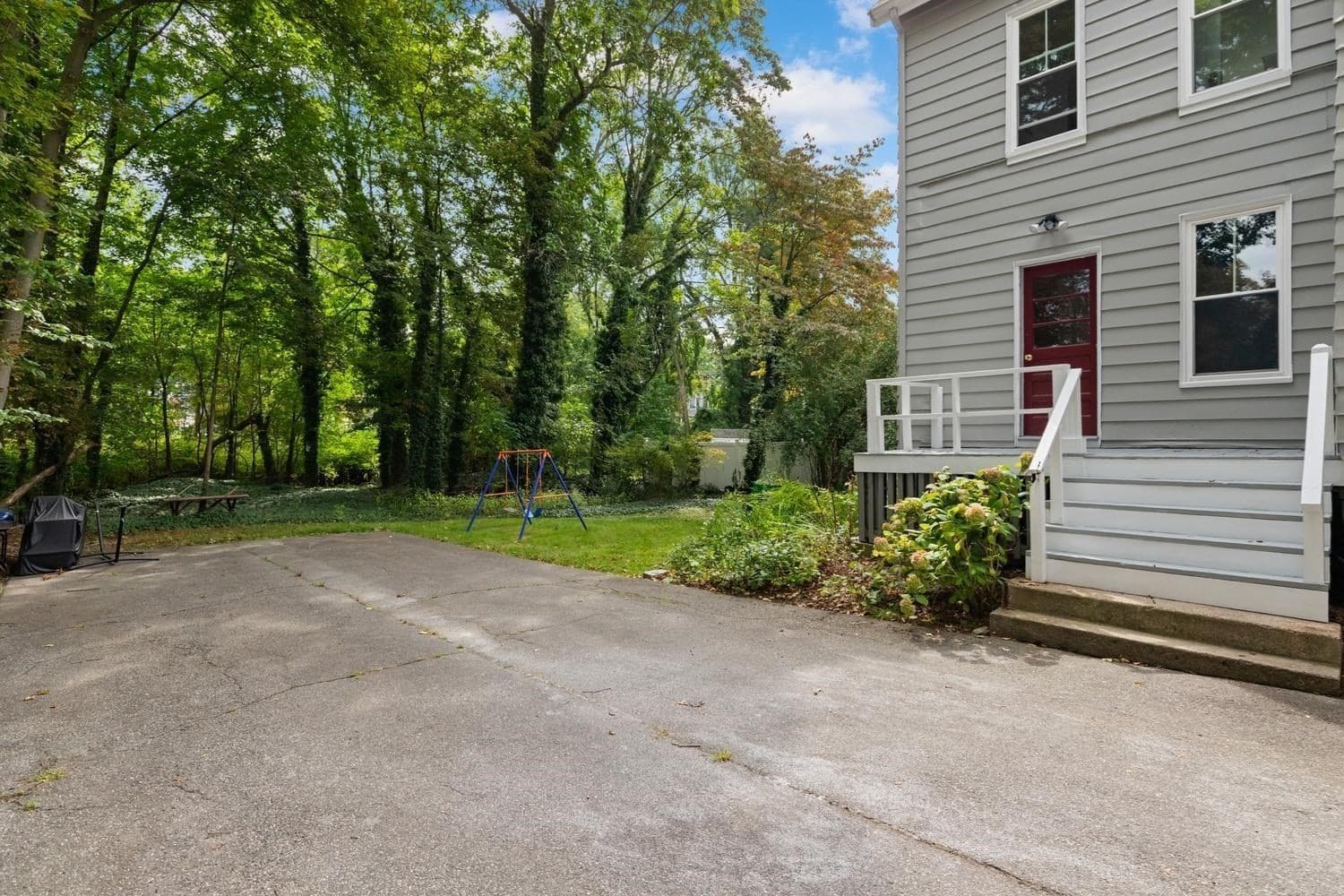 3 Family at 286 Albion St, Wakefield MA 01880, Wakefield, photo 6 of 42