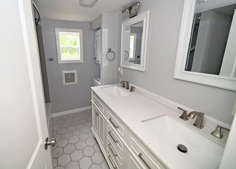 Mobile Home at 5 Siesta Dr., Wareham MA 02576, Wareham, photo 10 of 18