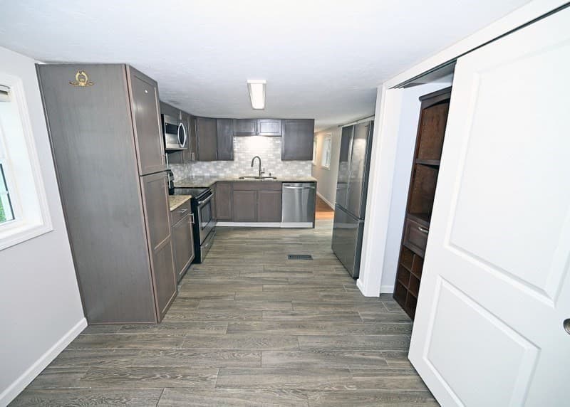Mobile Home at 5 Siesta Dr., Wareham MA 02576, Wareham, photo 8 of 18