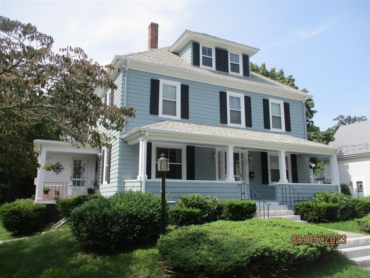 18 Standish Ave, Plymouth MA 02360