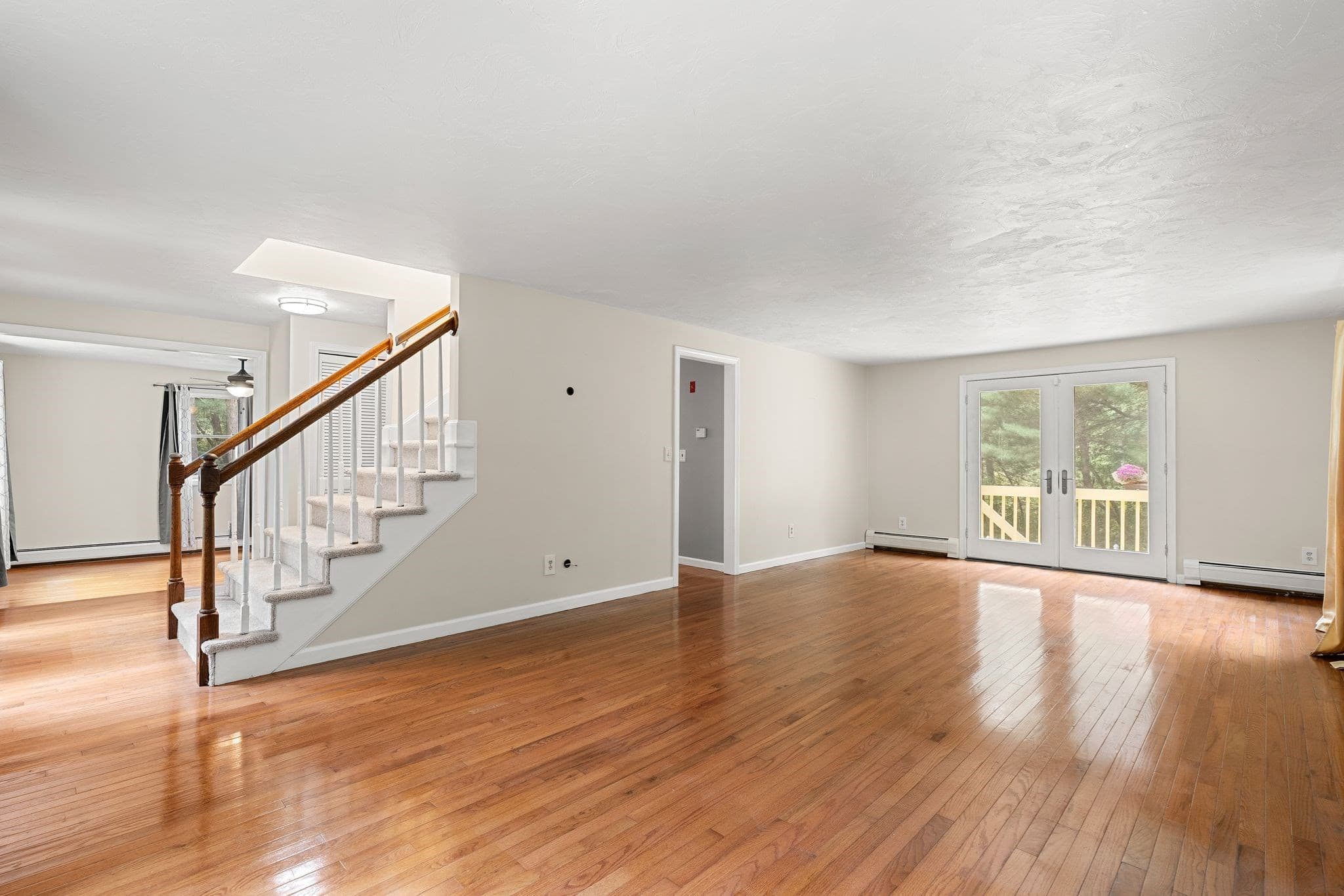 Single Family Residence at 1 Nottingham Dr, Raynham MA 02767, Raynham, photo 7 of 42