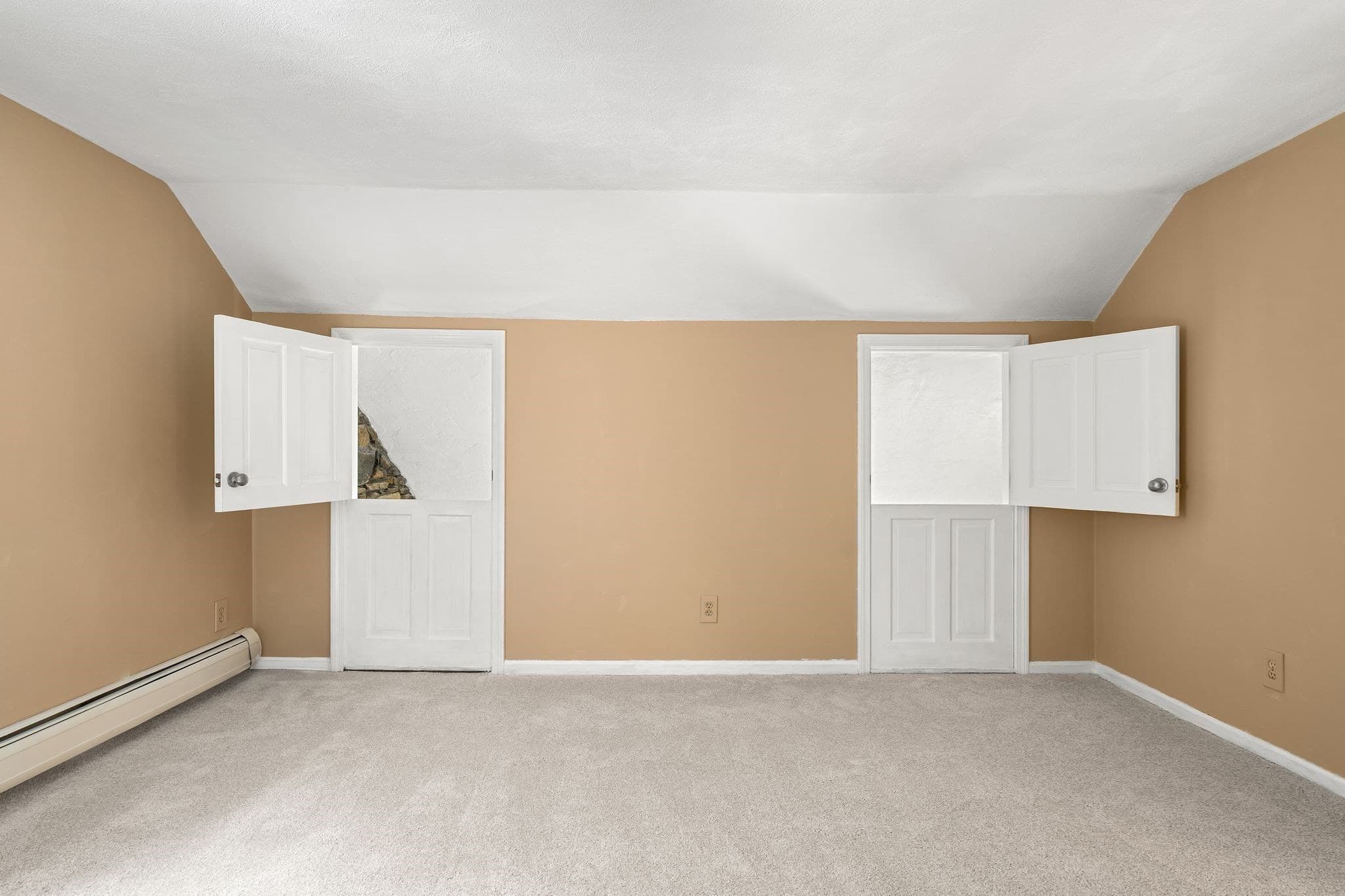 Single Family Residence at 1 Nottingham Dr, Raynham MA 02767, Raynham, photo 20 of 42