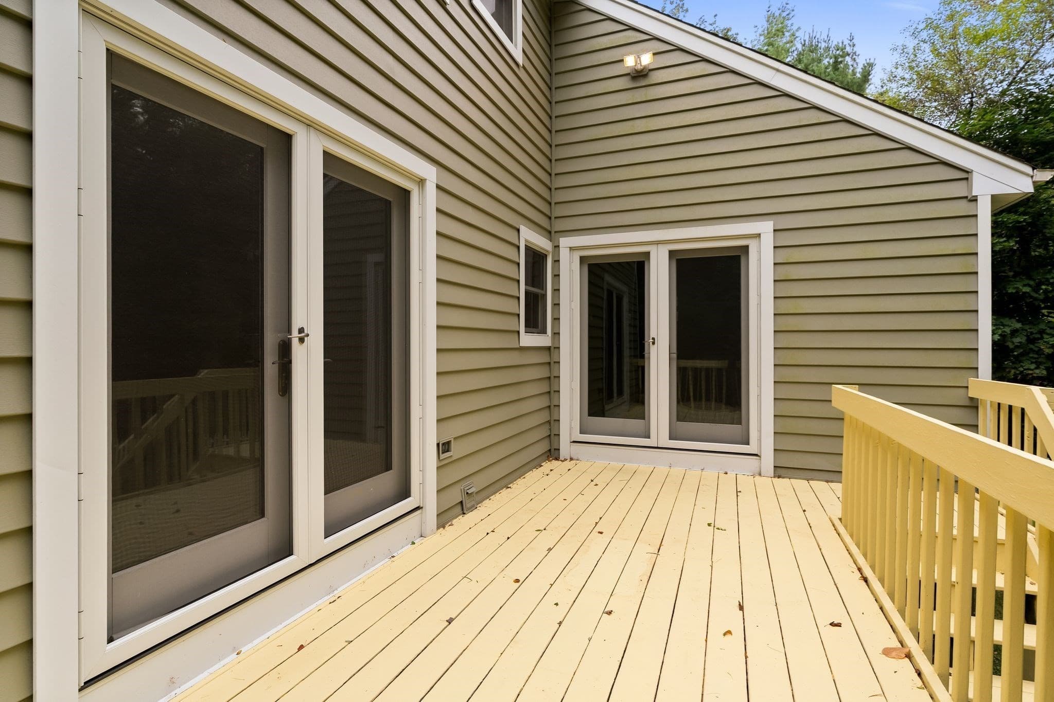 Single Family Residence at 1 Nottingham Dr, Raynham MA 02767, Raynham, photo 38 of 42