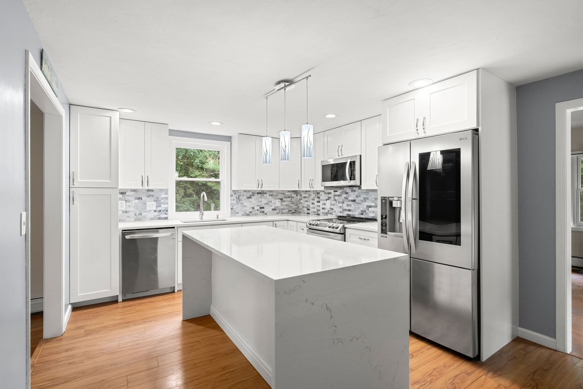 Single Family Residence at 1 Nottingham Dr, Raynham MA 02767, Raynham, photo 8 of 42
