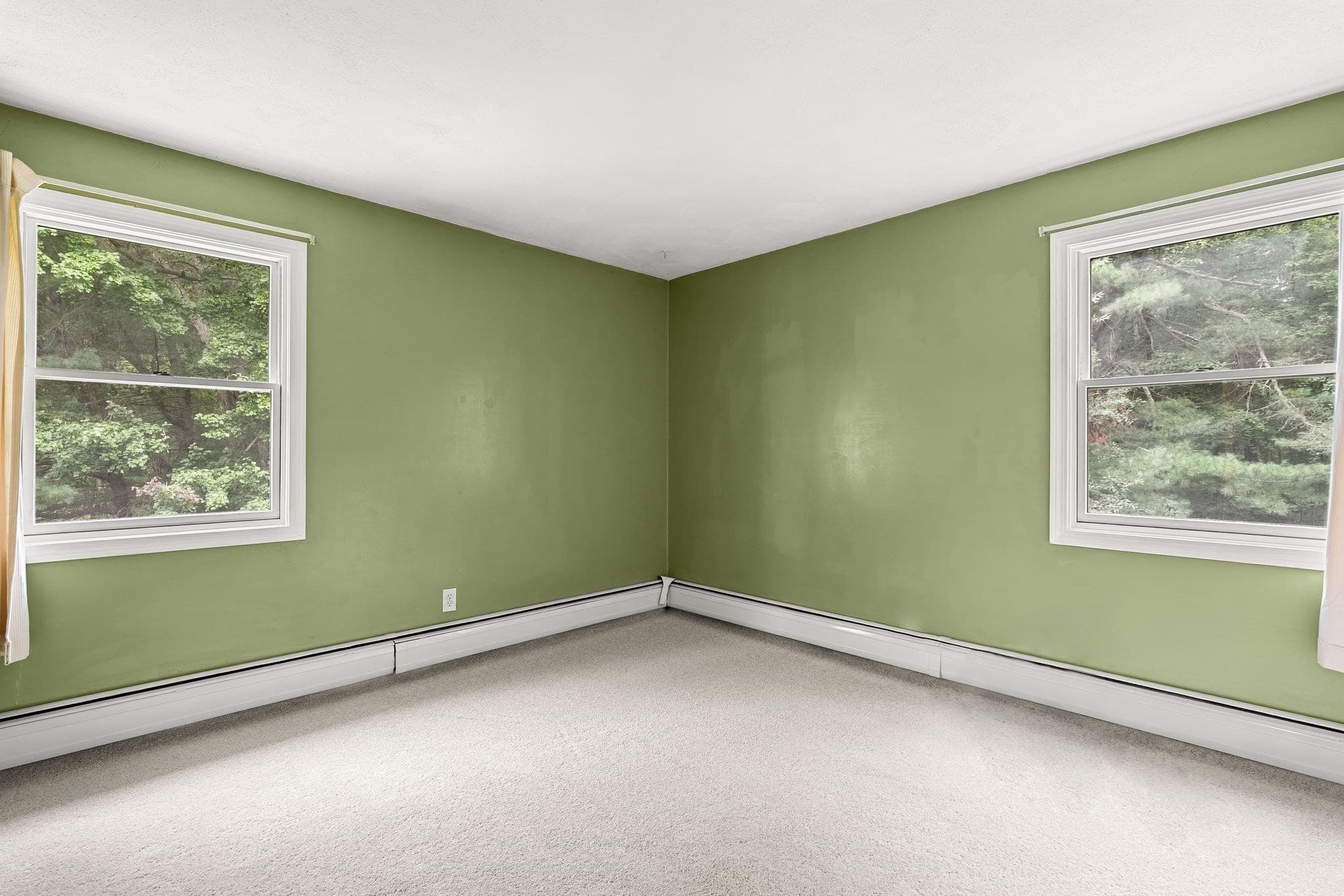 Single Family Residence at 1 Nottingham Dr, Raynham MA 02767, Raynham, photo 25 of 42