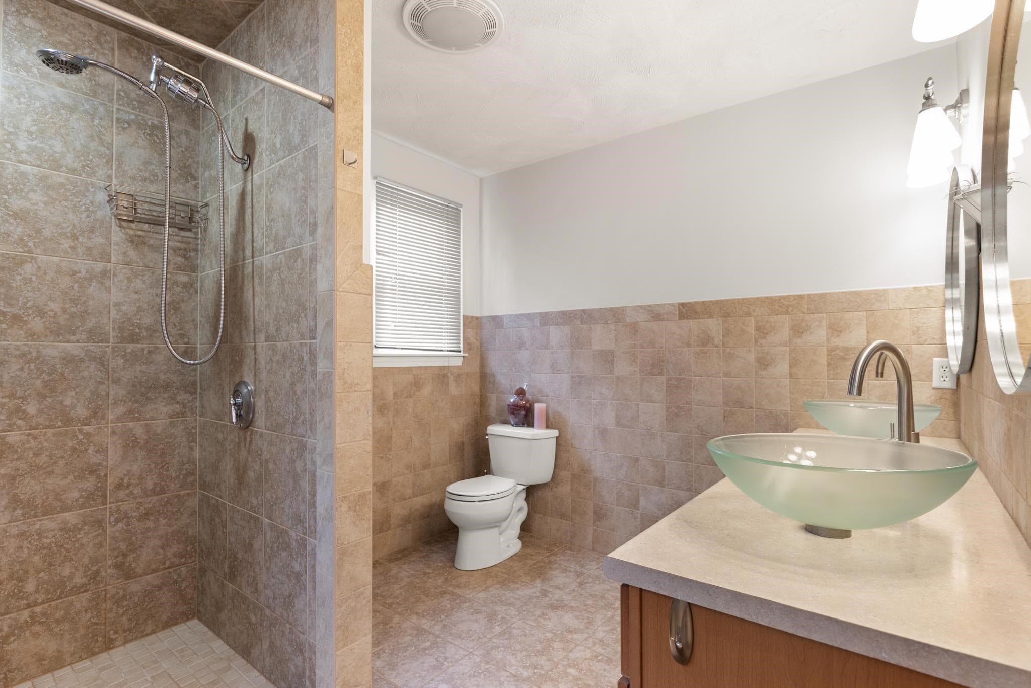 Single Family Residence at 16 Saint James Ave, Norwood MA 02062, Norwood, photo 24 of 39