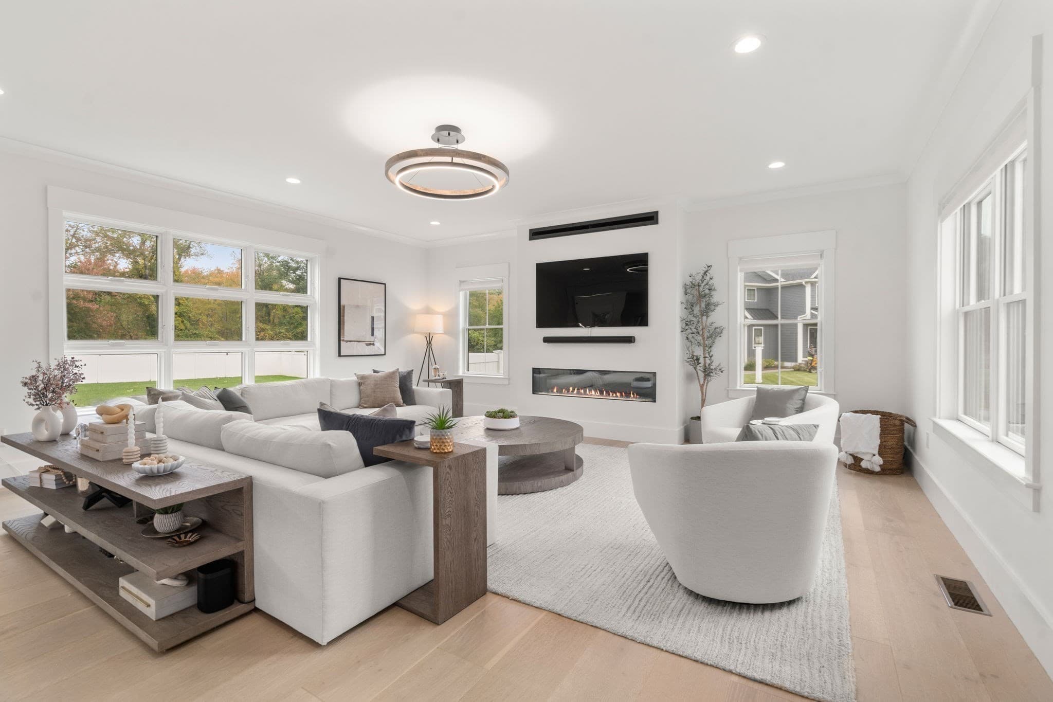 Single Family Residence at 12 Dairy Farm Lane, Southborough MA 01772, Southborough, photo 5 of 42