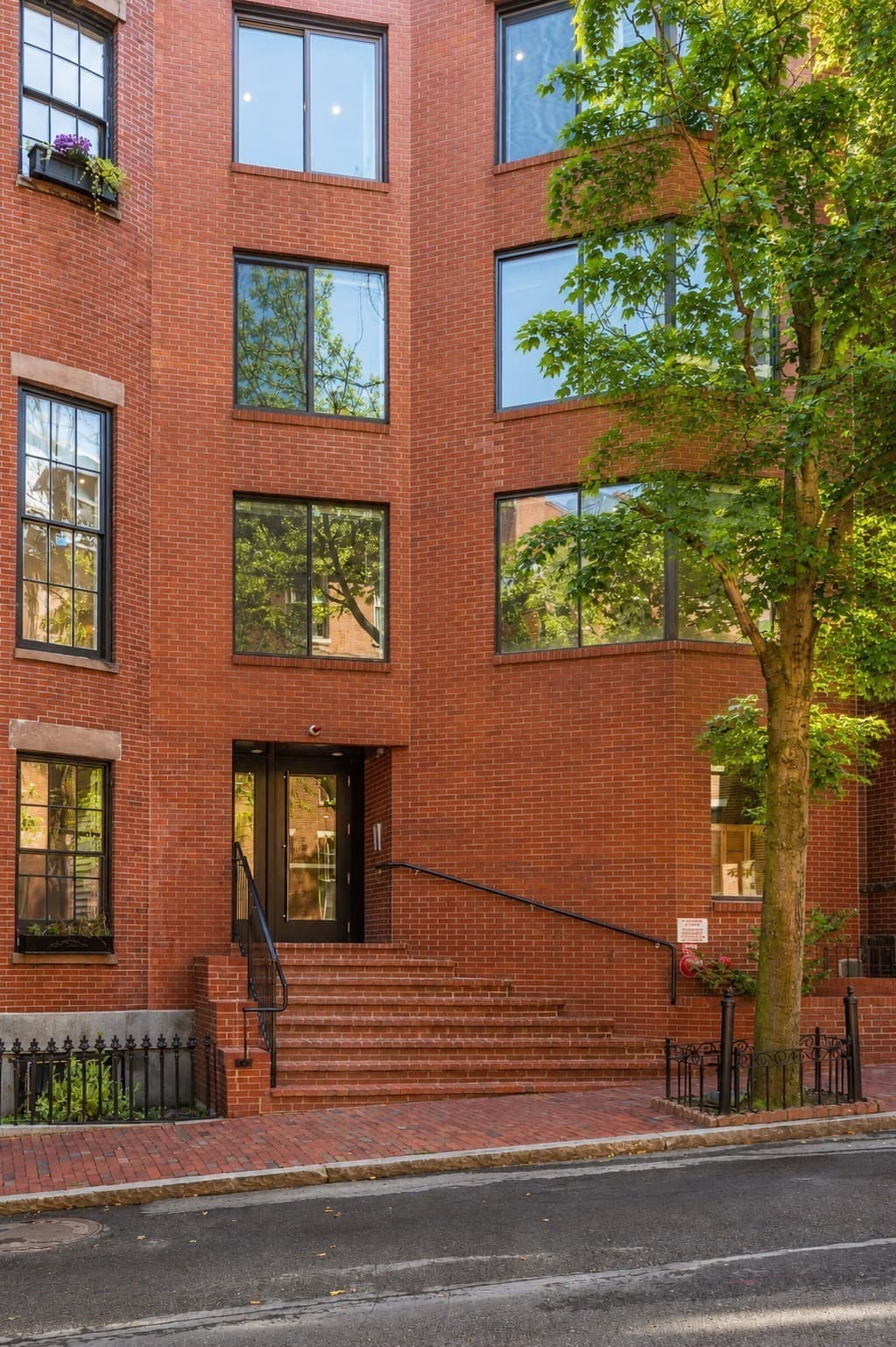 Condominium at 34 Hancock St. # 4A, Boston MA 02114, Boston, photo 17 of 17
