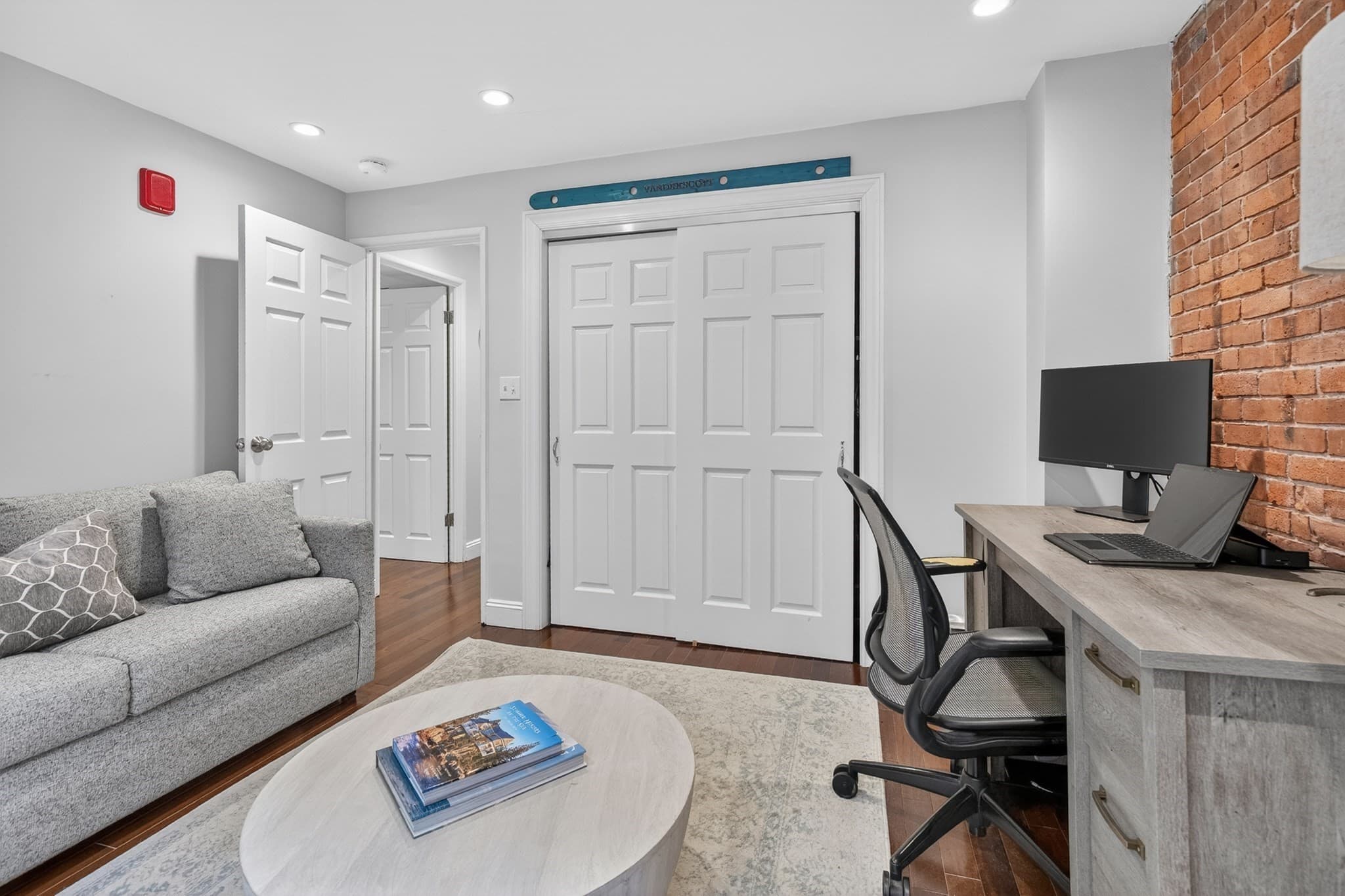 Condominium at 34 Hancock St. # 4A, Boston MA 02114, Boston, photo 14 of 17