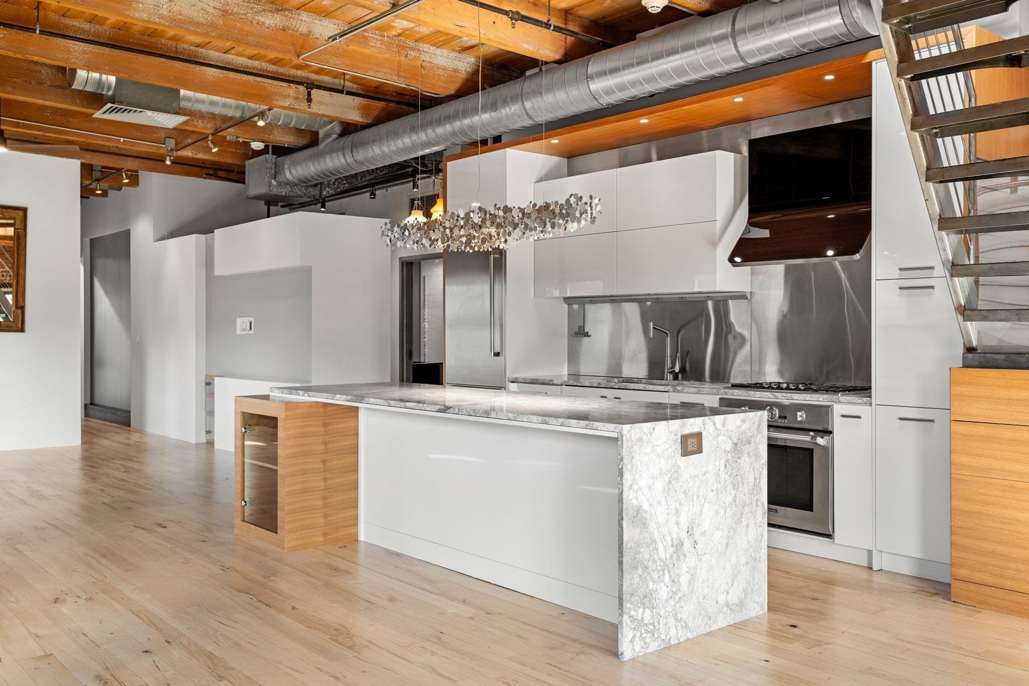 Condominium at 21 Wormwood St # 623, Boston MA 02210, Boston, photo 2 of 30