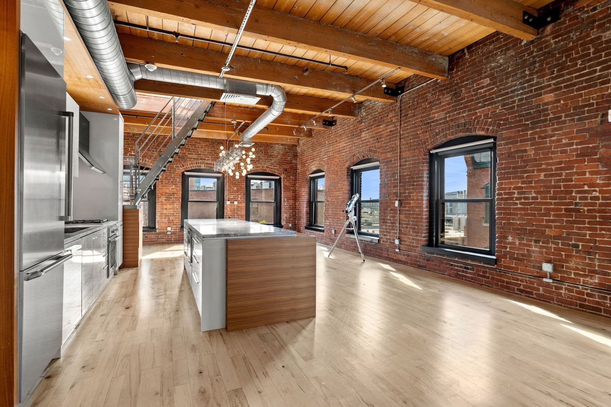 Condominium at 21 Wormwood St # 623, Boston MA 02210, Boston, photo 6 of 30