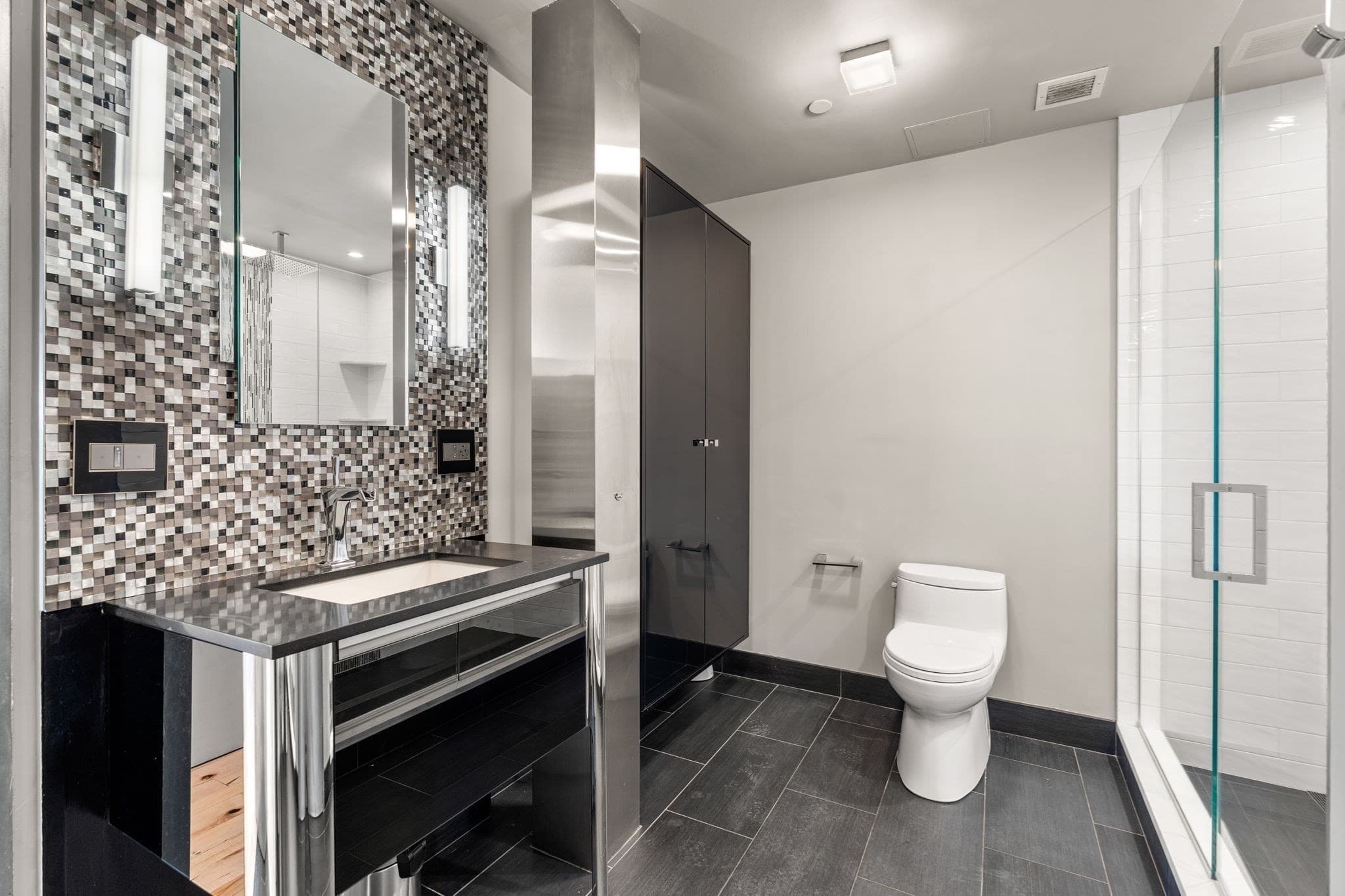 Condominium at 21 Wormwood St # 623, Boston MA 02210, Boston, photo 14 of 30