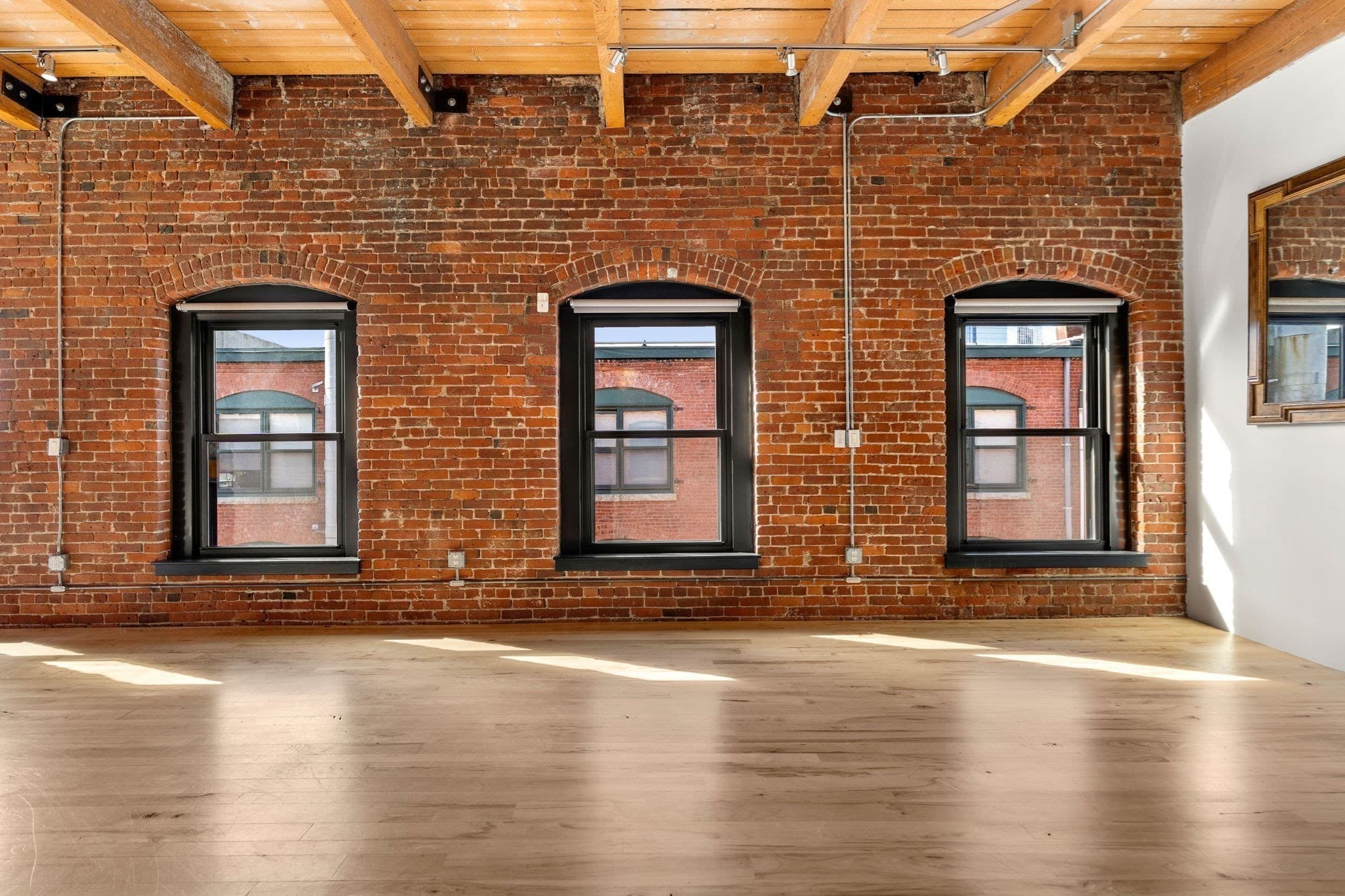 Condominium at 21 Wormwood St # 623, Boston MA 02210, Boston, photo 11 of 30