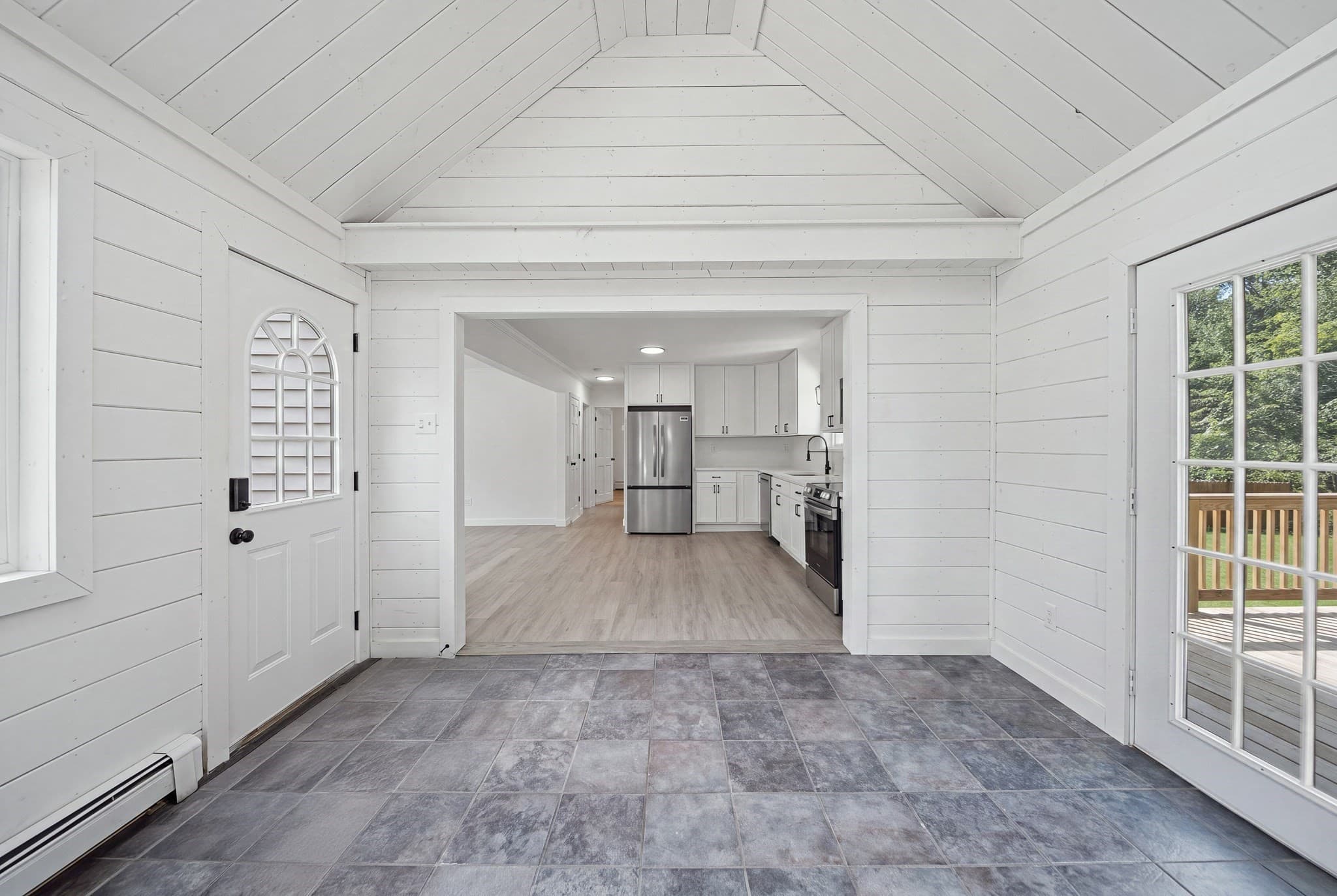Single Family Residence at 6 Sterling St, Leicester MA 01524, Leicester, photo 12 of 41
