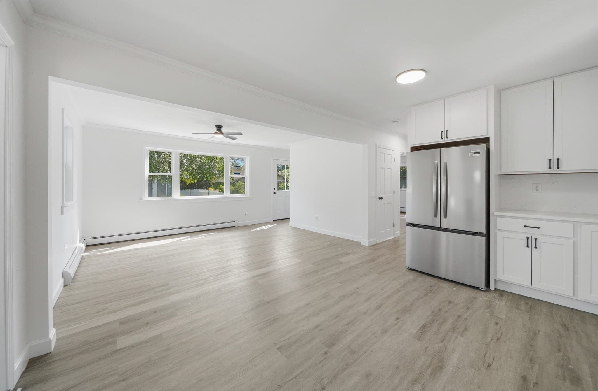 Single Family Residence at 6 Sterling St, Leicester MA 01524, Leicester, photo 5 of 41