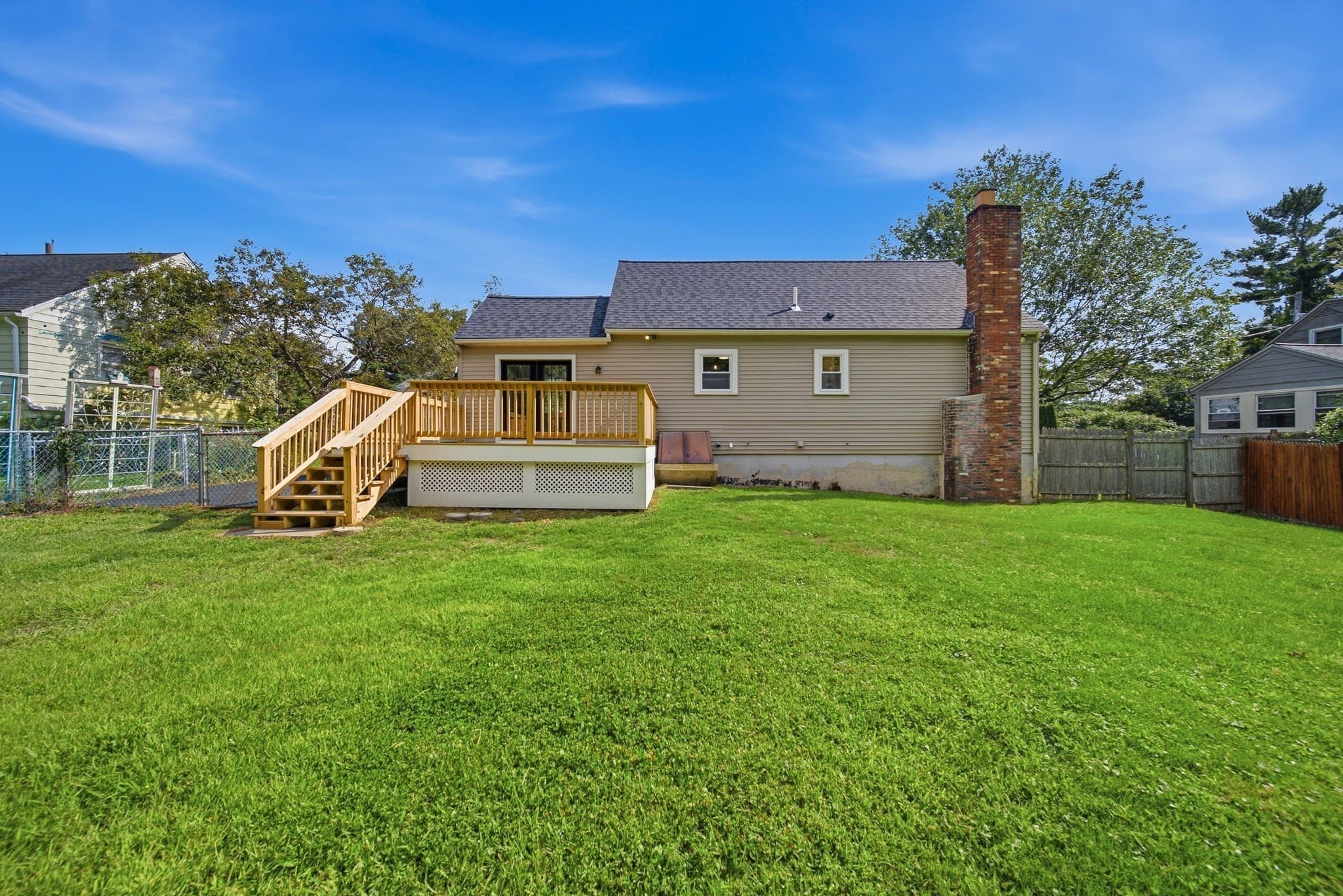 Single Family Residence at 6 Sterling St, Leicester MA 01524, Leicester, photo 35 of 41