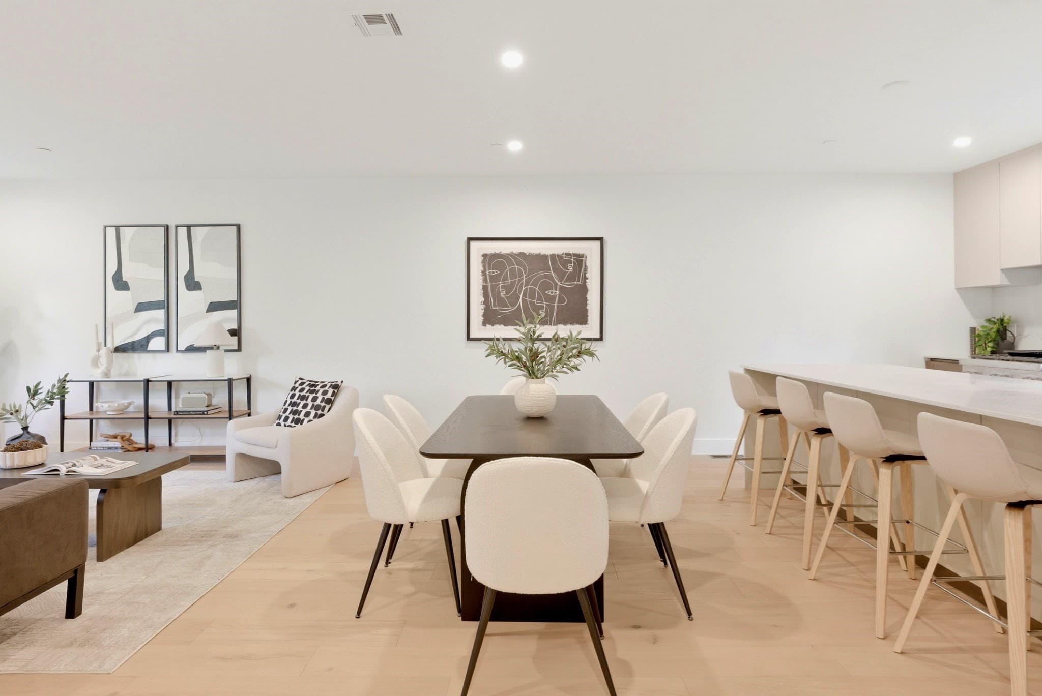 Condominium at 209 Tudor Street # 3, Boston MA 02127, Boston, photo 6 of 24