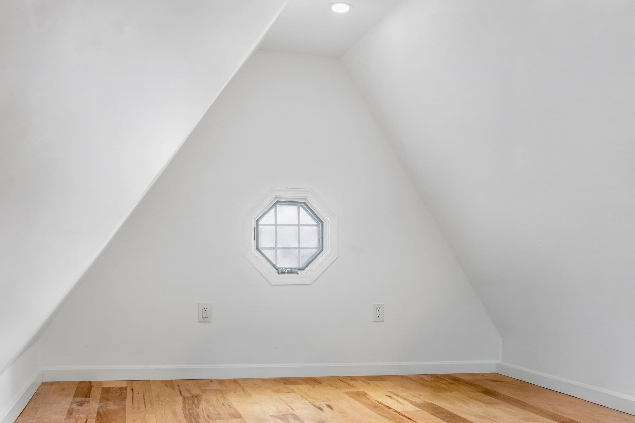 Single Family Residence at 26 Spring Garden St, Boston MA 02125, Boston, photo 27 of 34