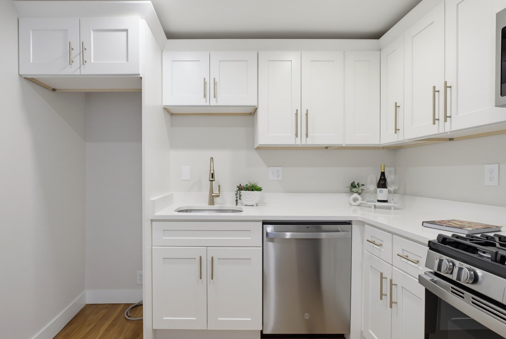 Single Family Residence at 926 East St, Dedham MA 02026, Dedham, photo 5 of 26