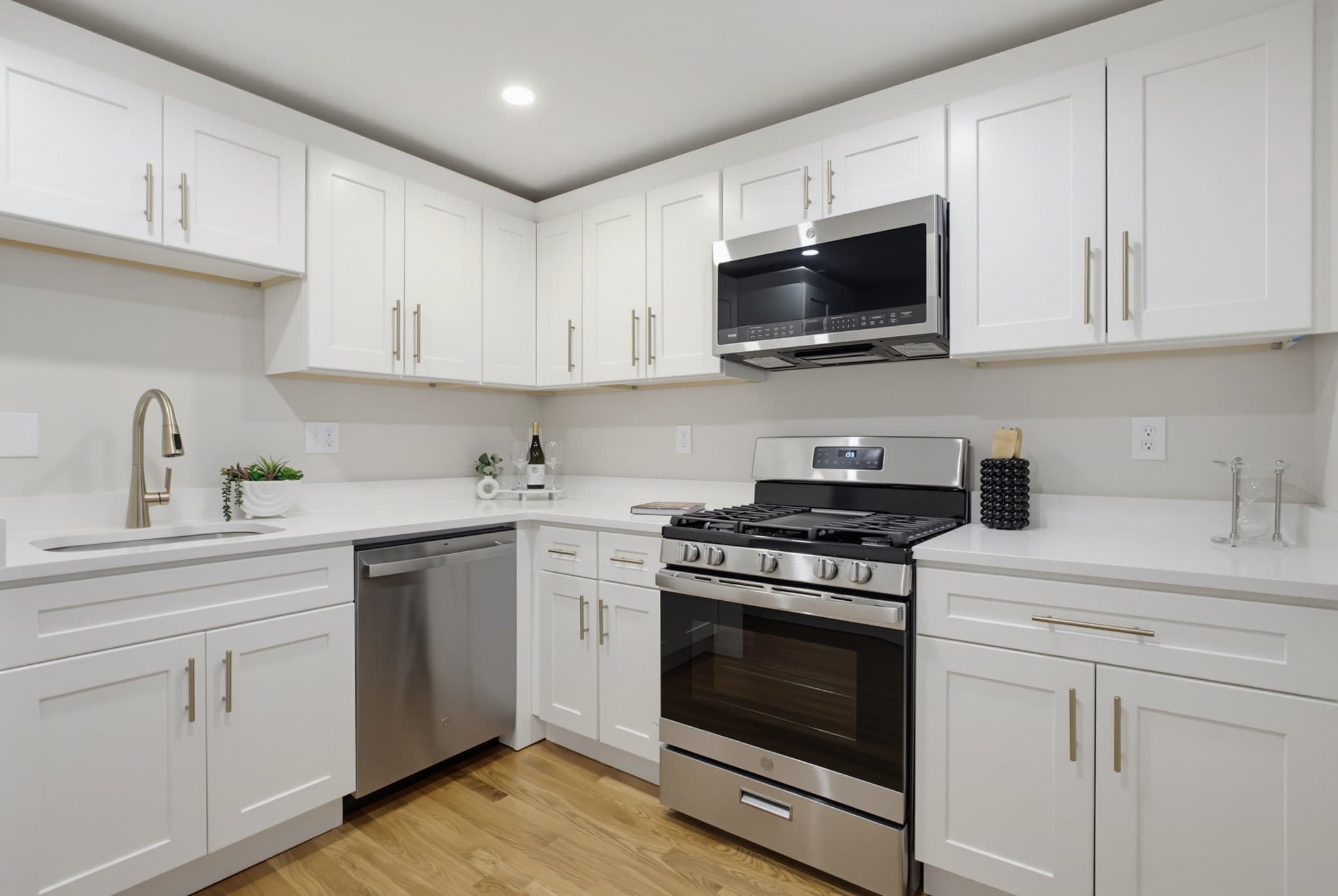 Single Family Residence at 926 East St, Dedham MA 02026, Dedham, photo 4 of 26