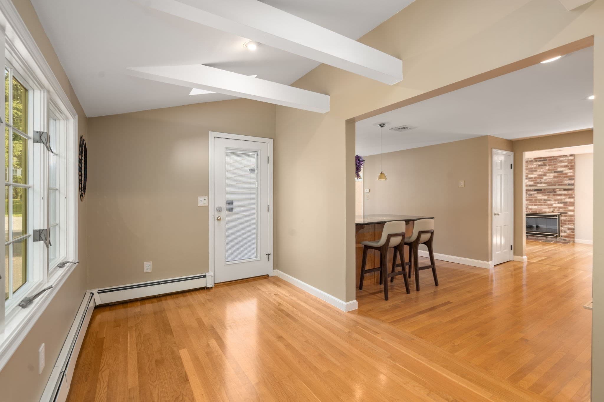 Single Family Residence at 7 Cape Cod Ln, Canton MA 02021, Canton, photo 6 of 33
