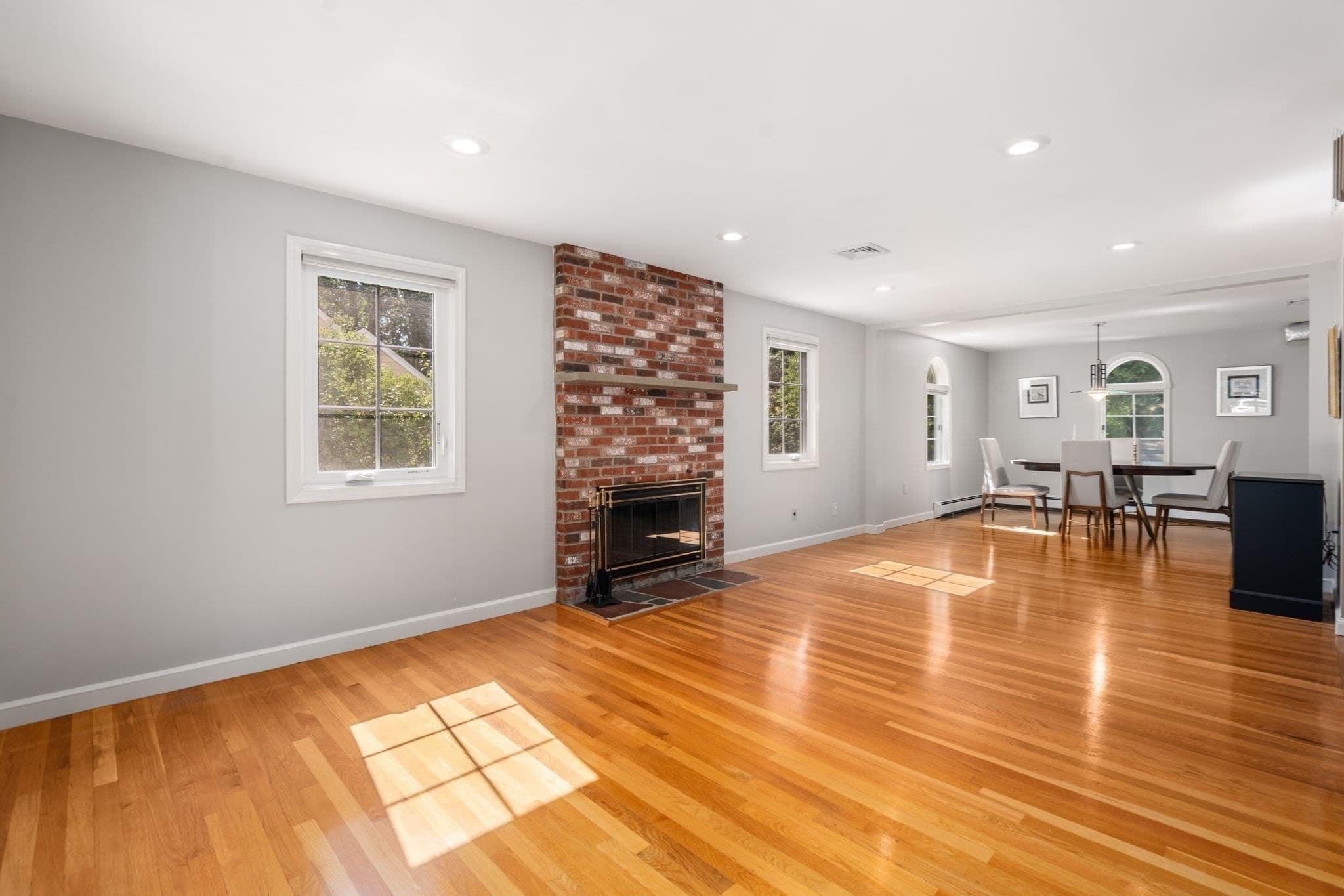 Single Family Residence at 7 Cape Cod Ln, Canton MA 02021, Canton, photo 12 of 33