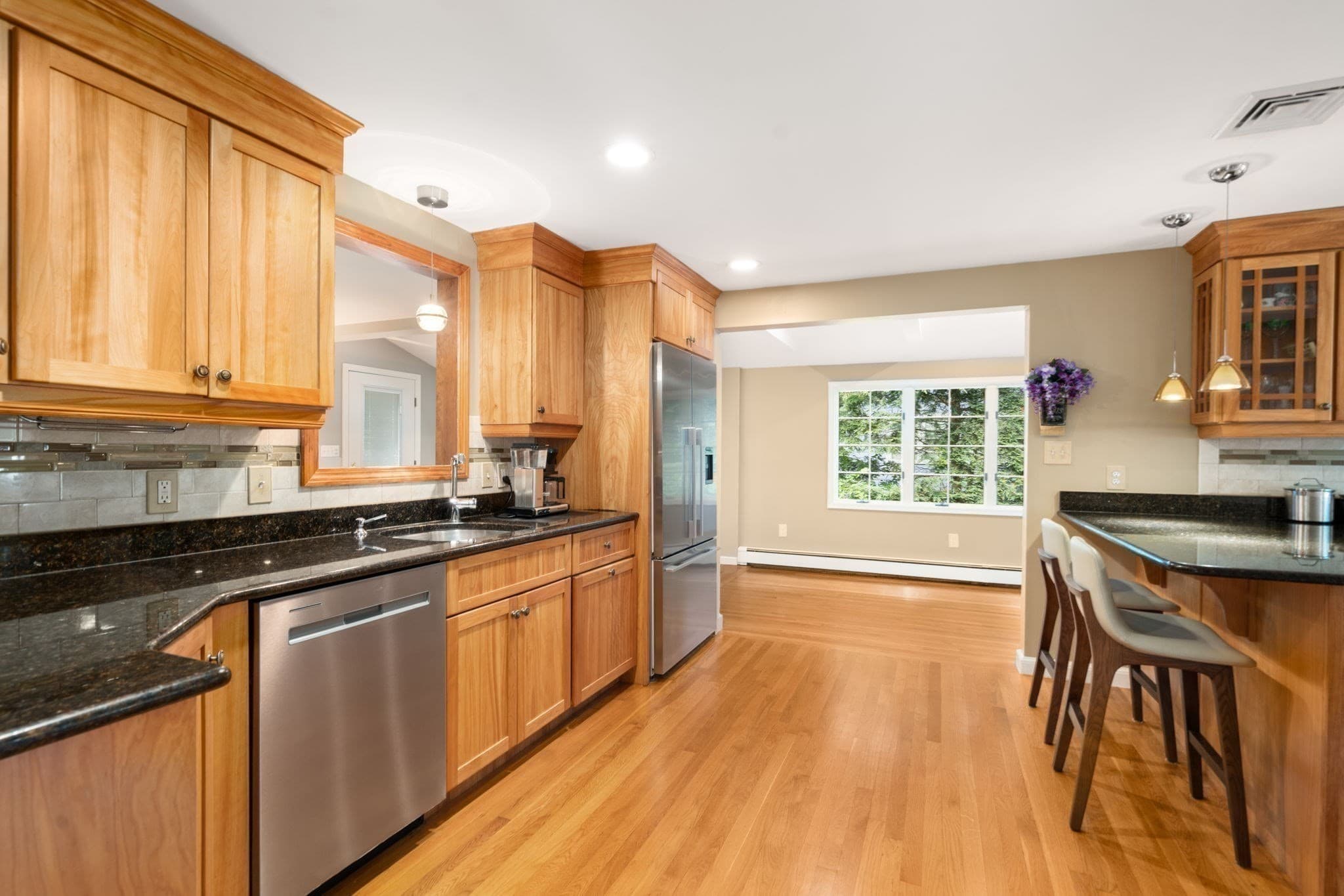 Single Family Residence at 7 Cape Cod Ln, Canton MA 02021, Canton, photo 4 of 33