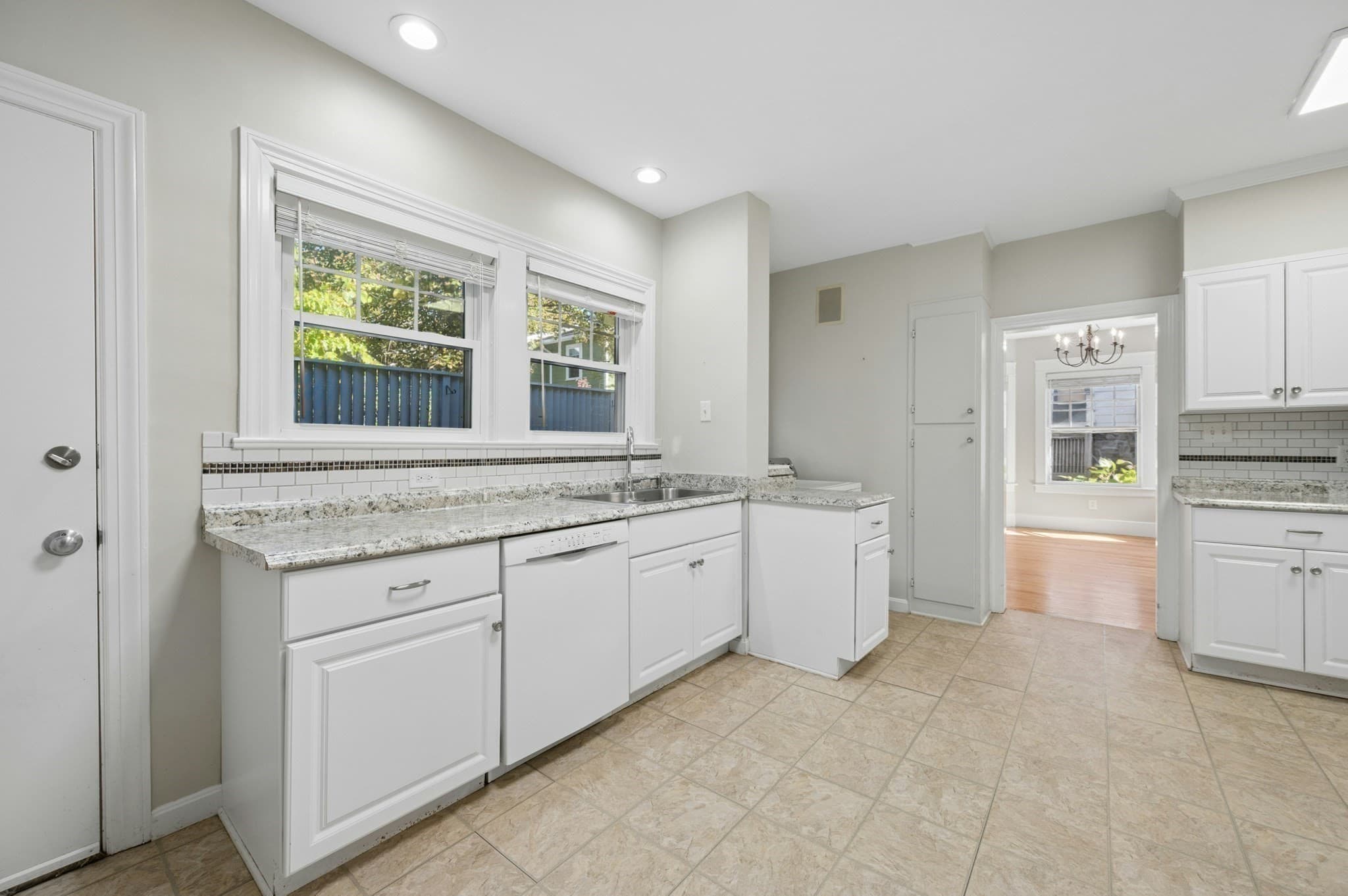 Condominium at 27 Pomona Road # 27, Worcester MA 01602, photo 19 of 42
