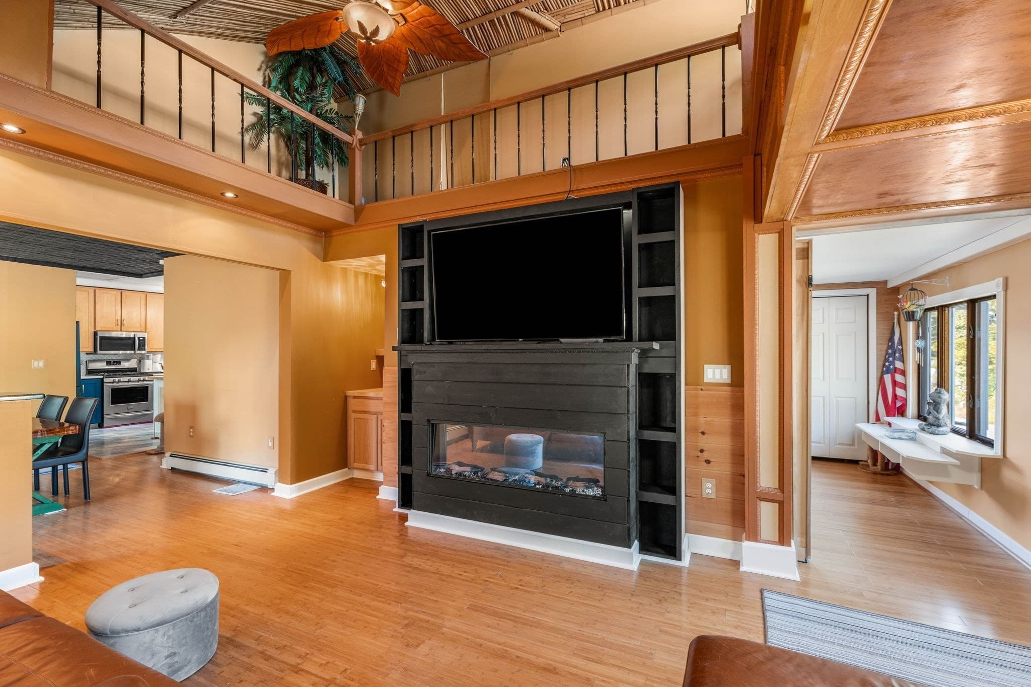 Single Family Residence at 91 Currier St, Methuen MA 01844, Methuen, photo 4 of 40
