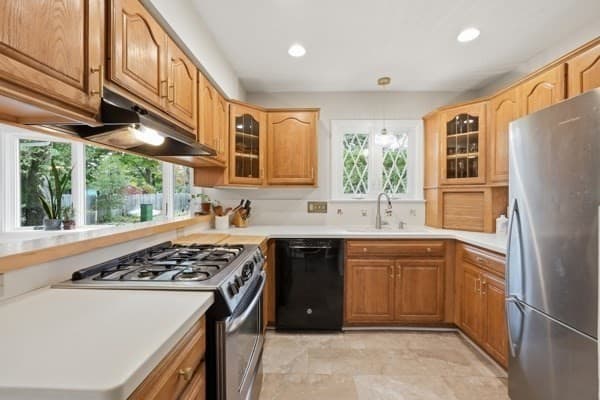 Single Family Residence at 158 Rocky Hill Road, Hadley MA 01035, Hadley, photo 13 of 41