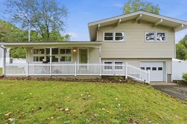 158 Rocky Hill Road, Hadley MA 01035