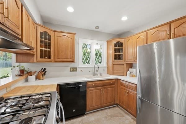 Single Family Residence at 158 Rocky Hill Road, Hadley MA 01035, Hadley, photo 11 of 41