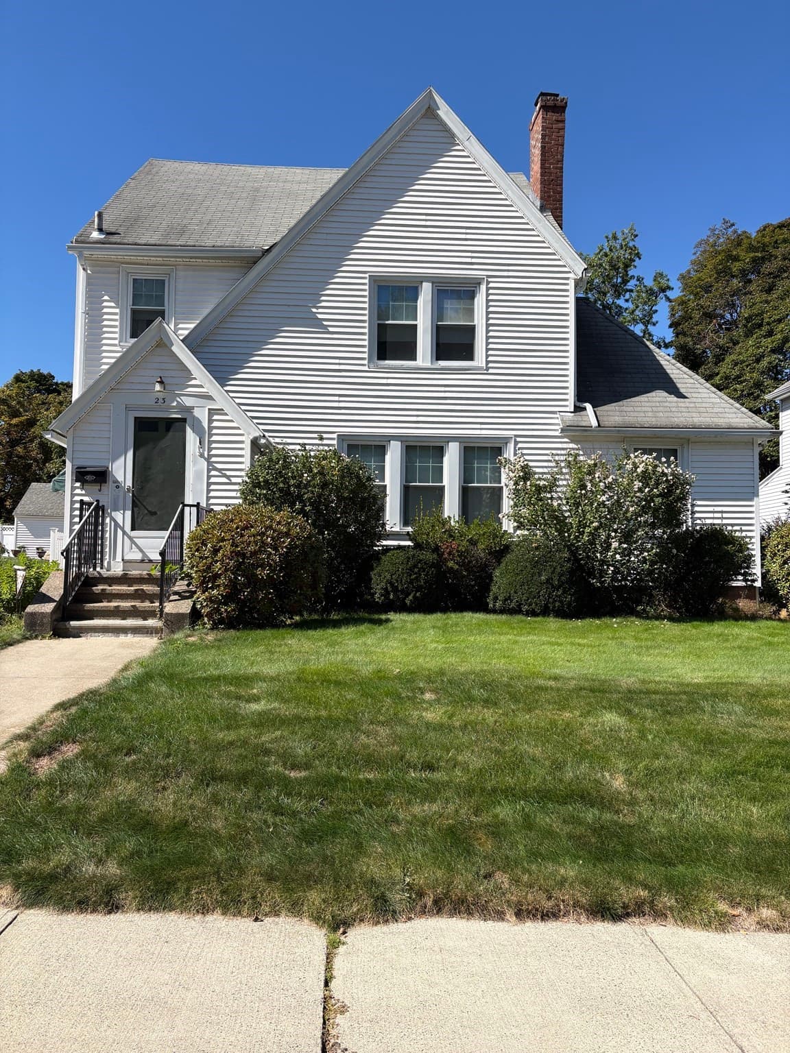 23 Keefe Avenue, Holyoke MA 01040