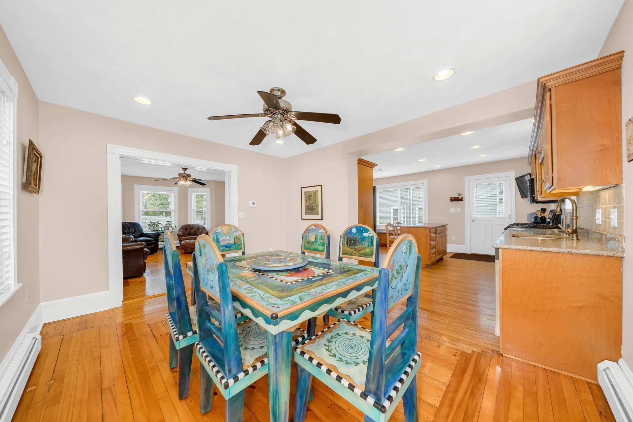 Single Family Residence at 21 Kernwood Ave, Beverly MA 01915, Beverly, photo 13 of 42