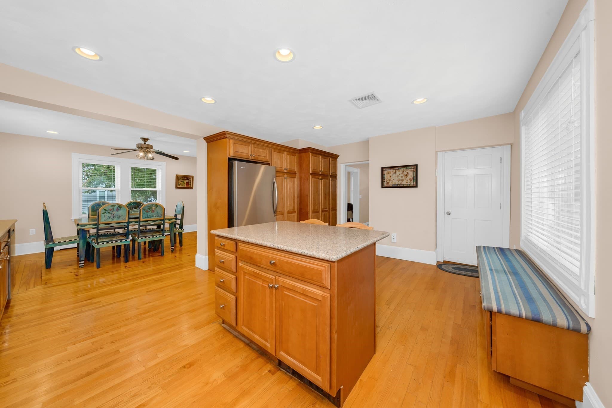Single Family Residence at 21 Kernwood Ave, Beverly MA 01915, Beverly, photo 7 of 42
