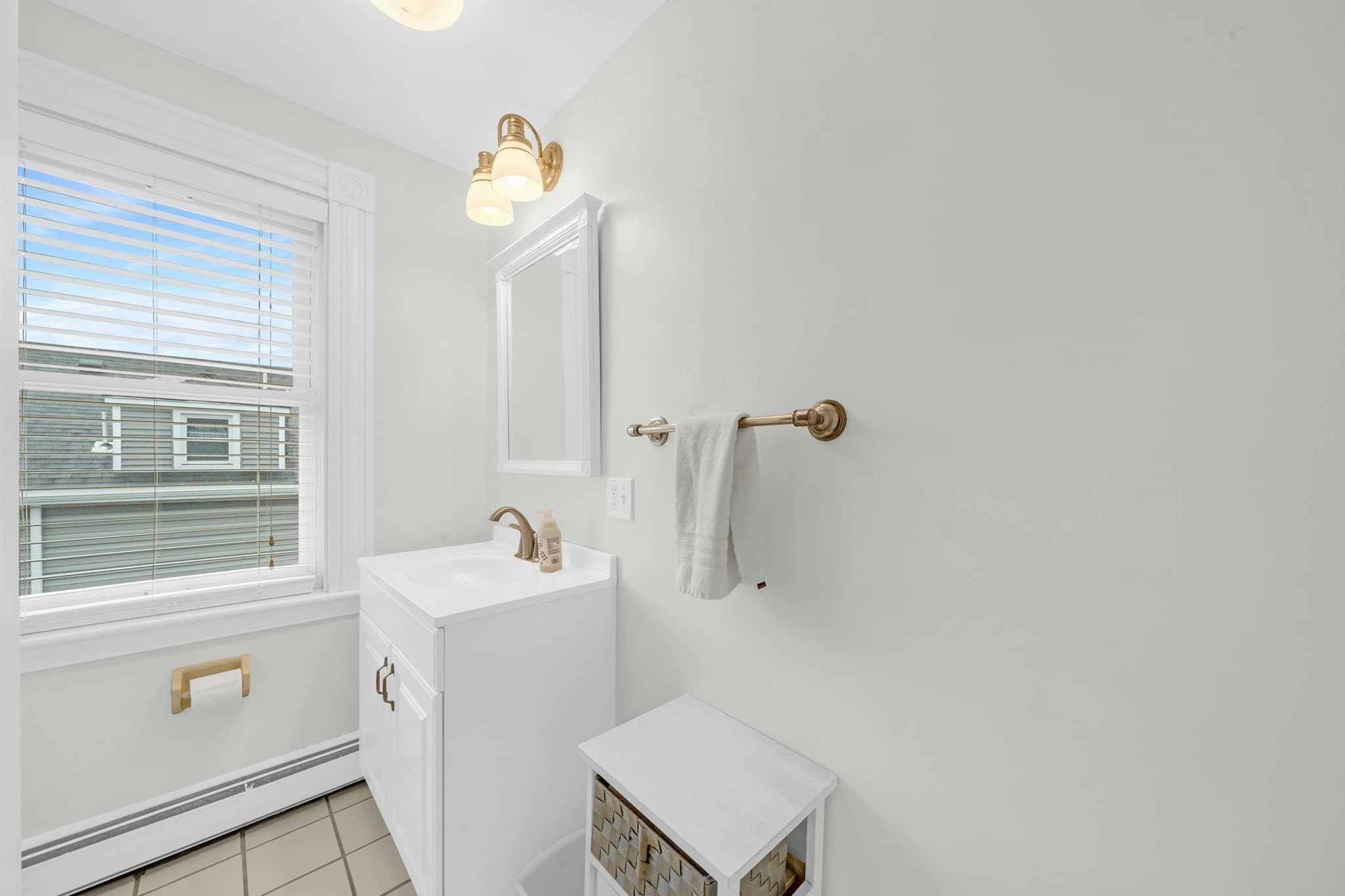 Single Family Residence at 21 Kernwood Ave, Beverly MA 01915, Beverly, photo 35 of 42