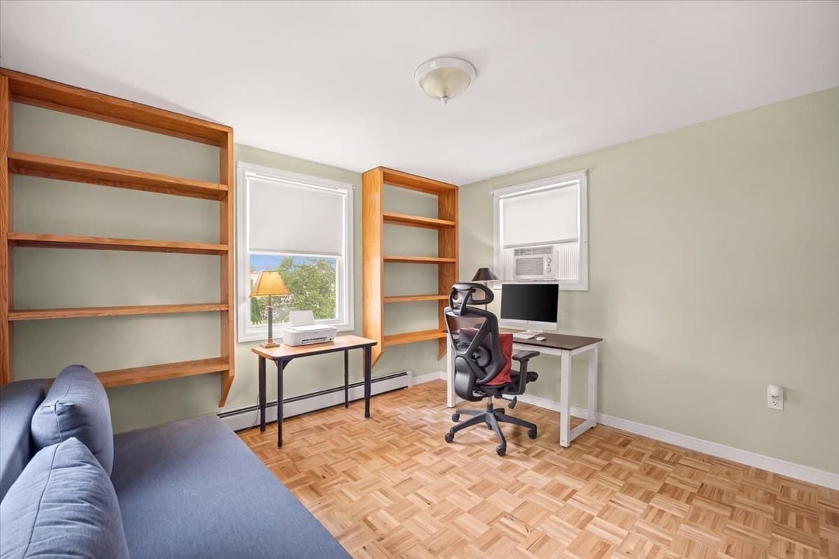 Single Family Residence at 28 Mayflower St, Plymouth MA 02360, Plymouth, photo 13 of 27