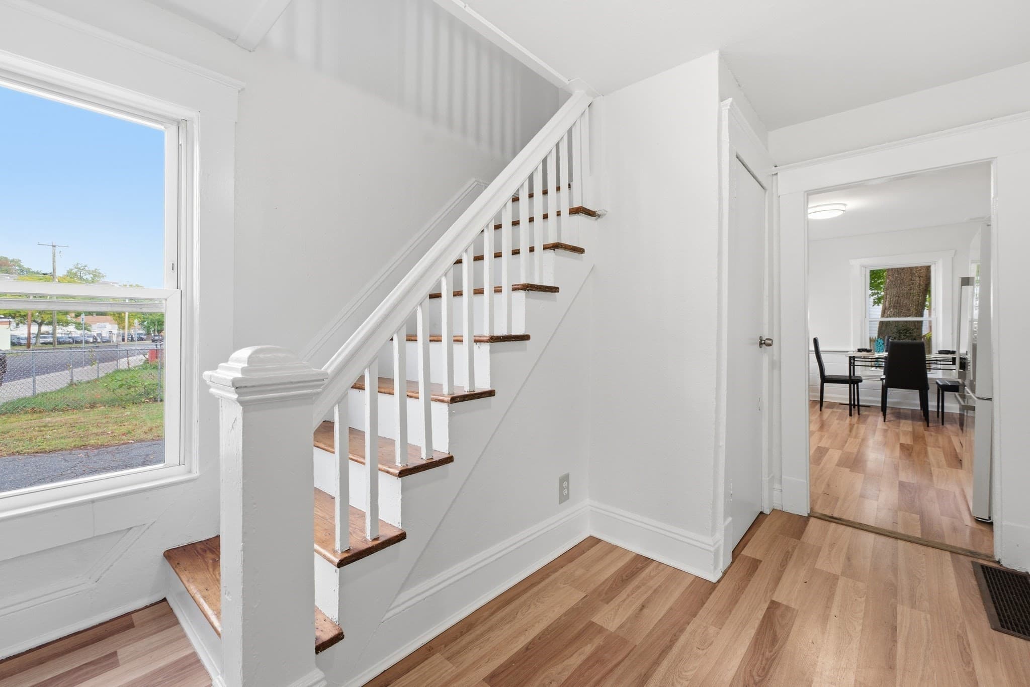 Single Family Residence at 73 Jasper St, Springfield MA 01109, Springfield, photo 2 of 38