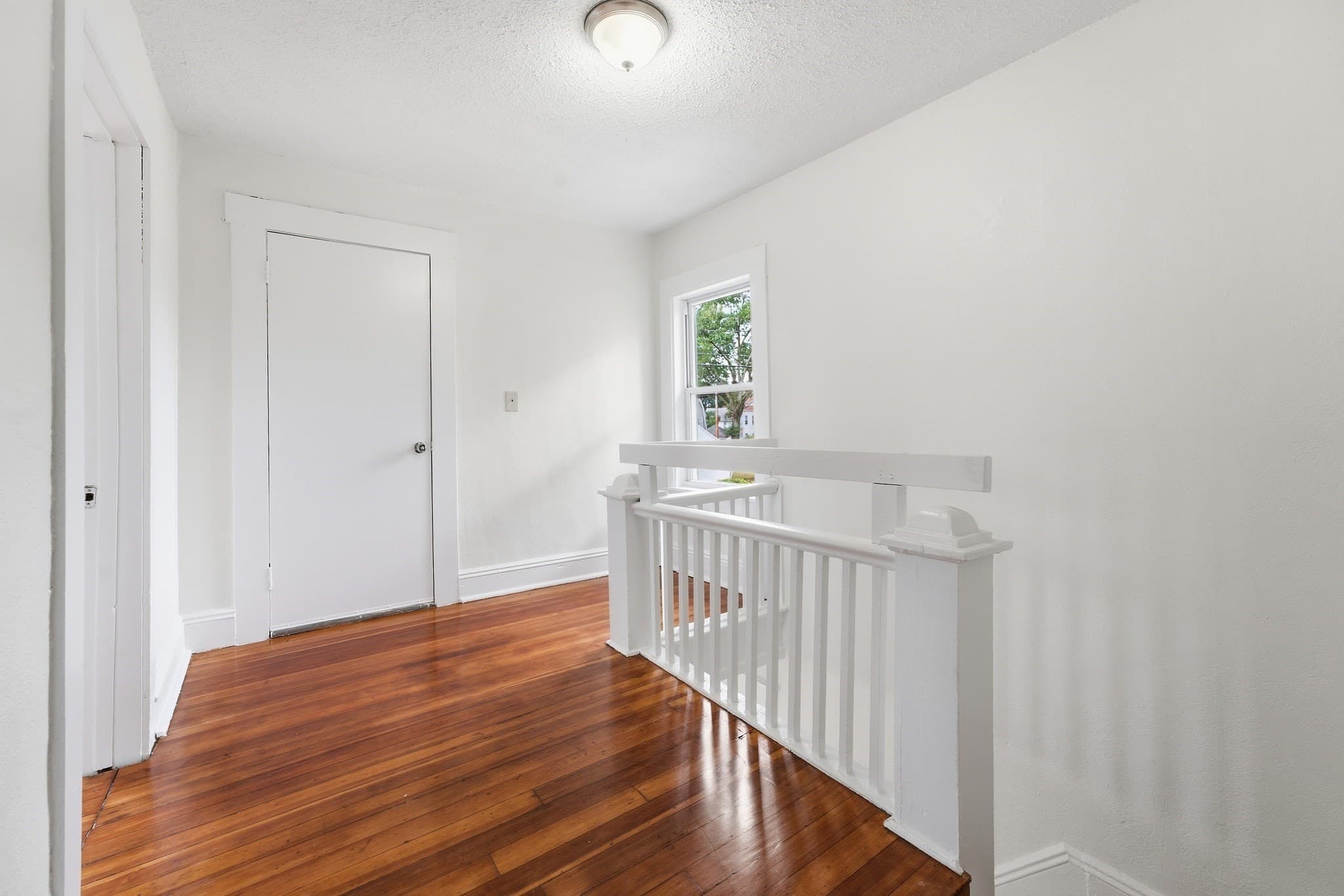 Single Family Residence at 73 Jasper St, Springfield MA 01109, Springfield, photo 17 of 38