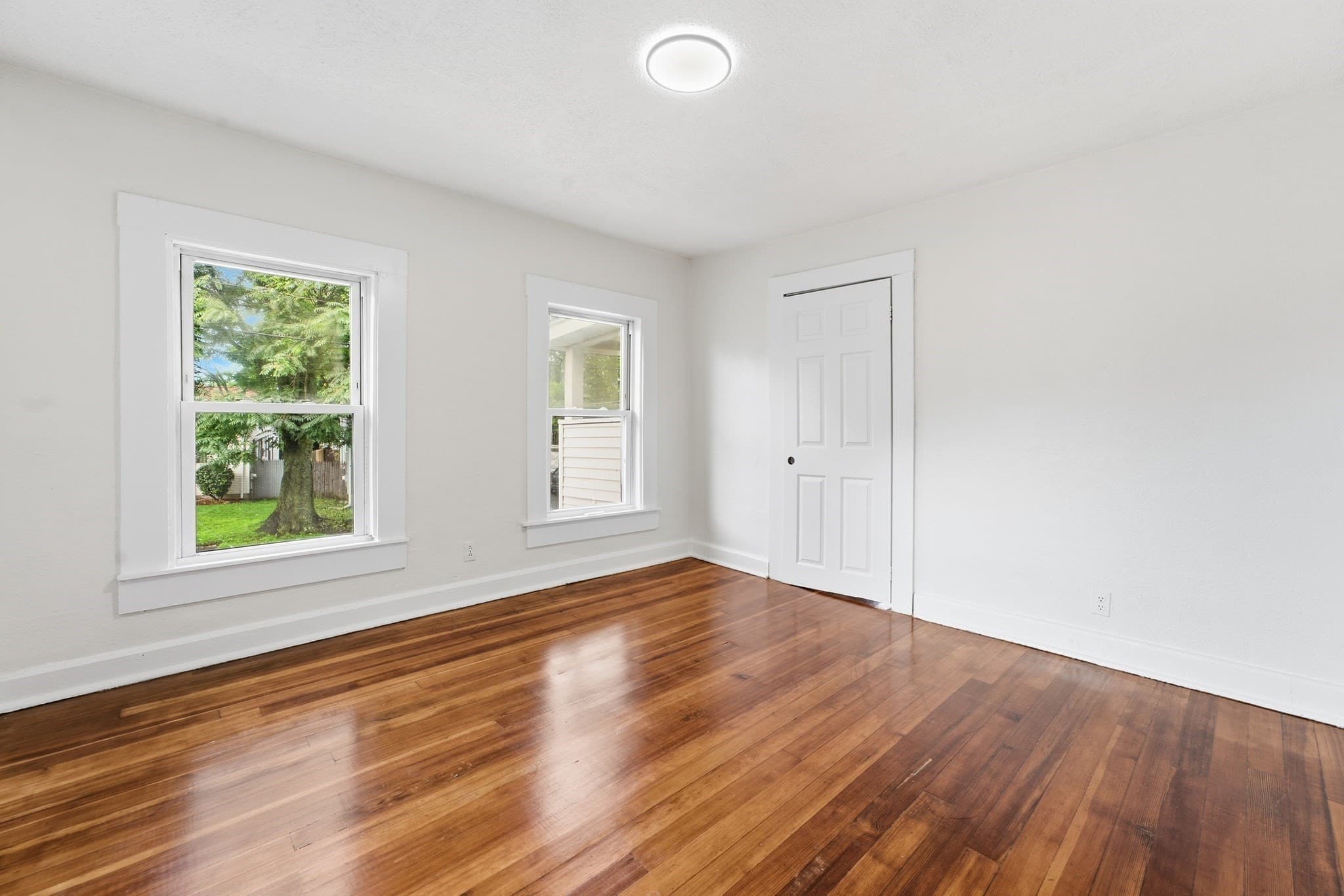 Single Family Residence at 73 Jasper St, Springfield MA 01109, Springfield, photo 24 of 38