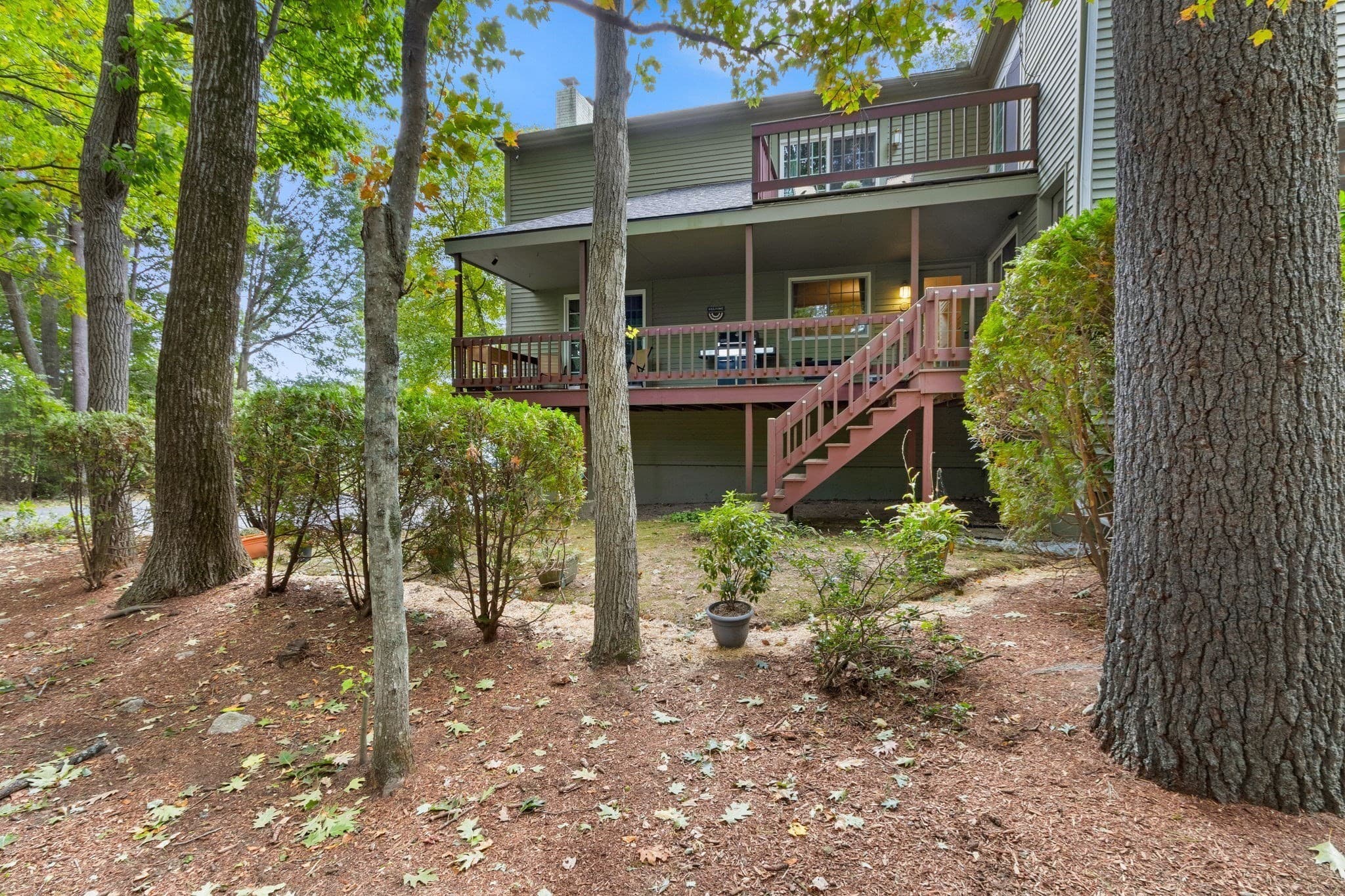 12 Country Club Ln # D, Milford MA 01757