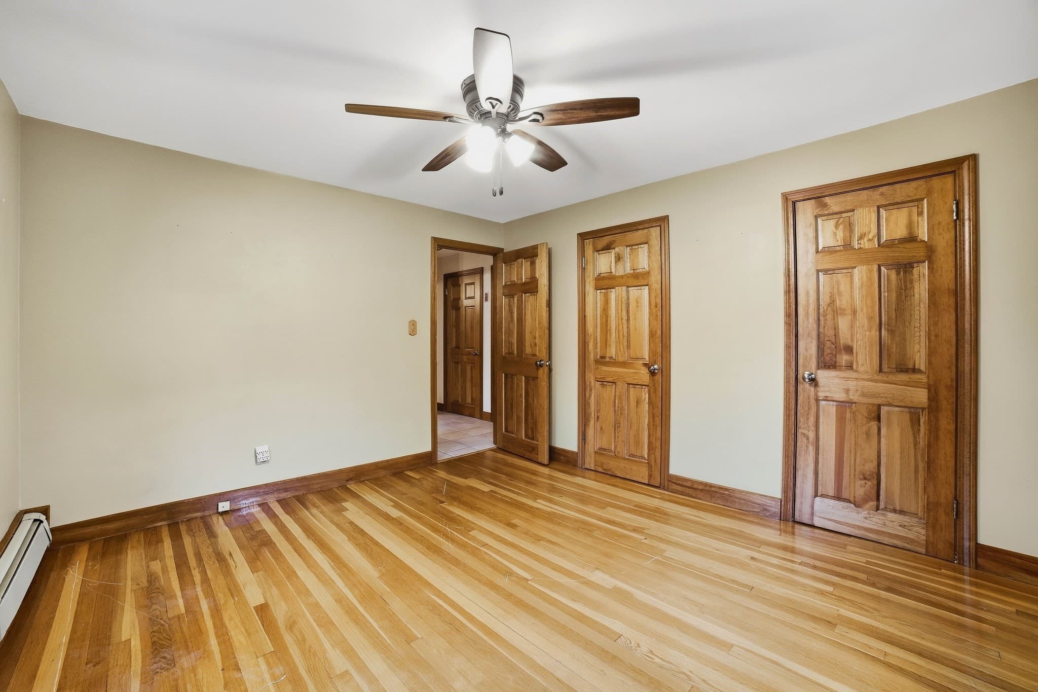Single Family Residence at 81 Rochdale St, Auburn MA 01501, Auburn, photo 14 of 32