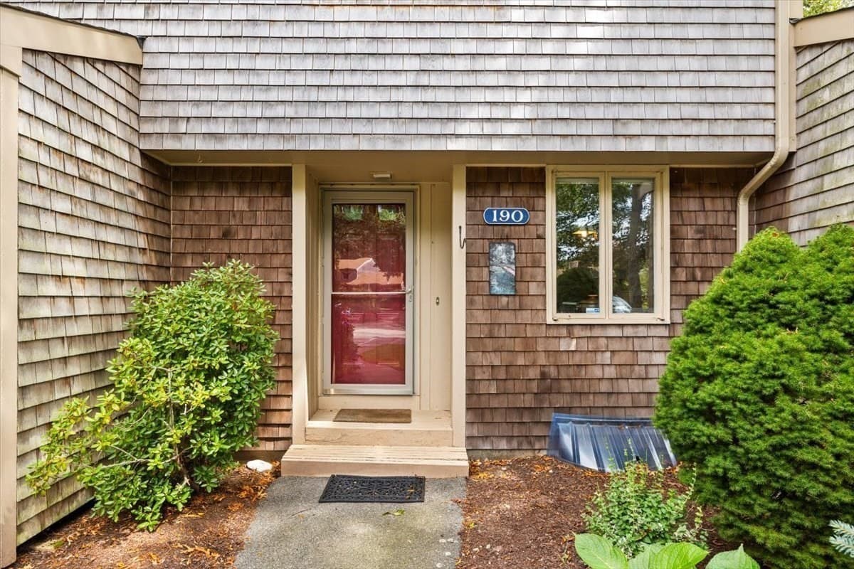 Condominium at 190 Bayfront Way # 190, Falmouth MA 02536, Falmouth, photo 4 of 37
